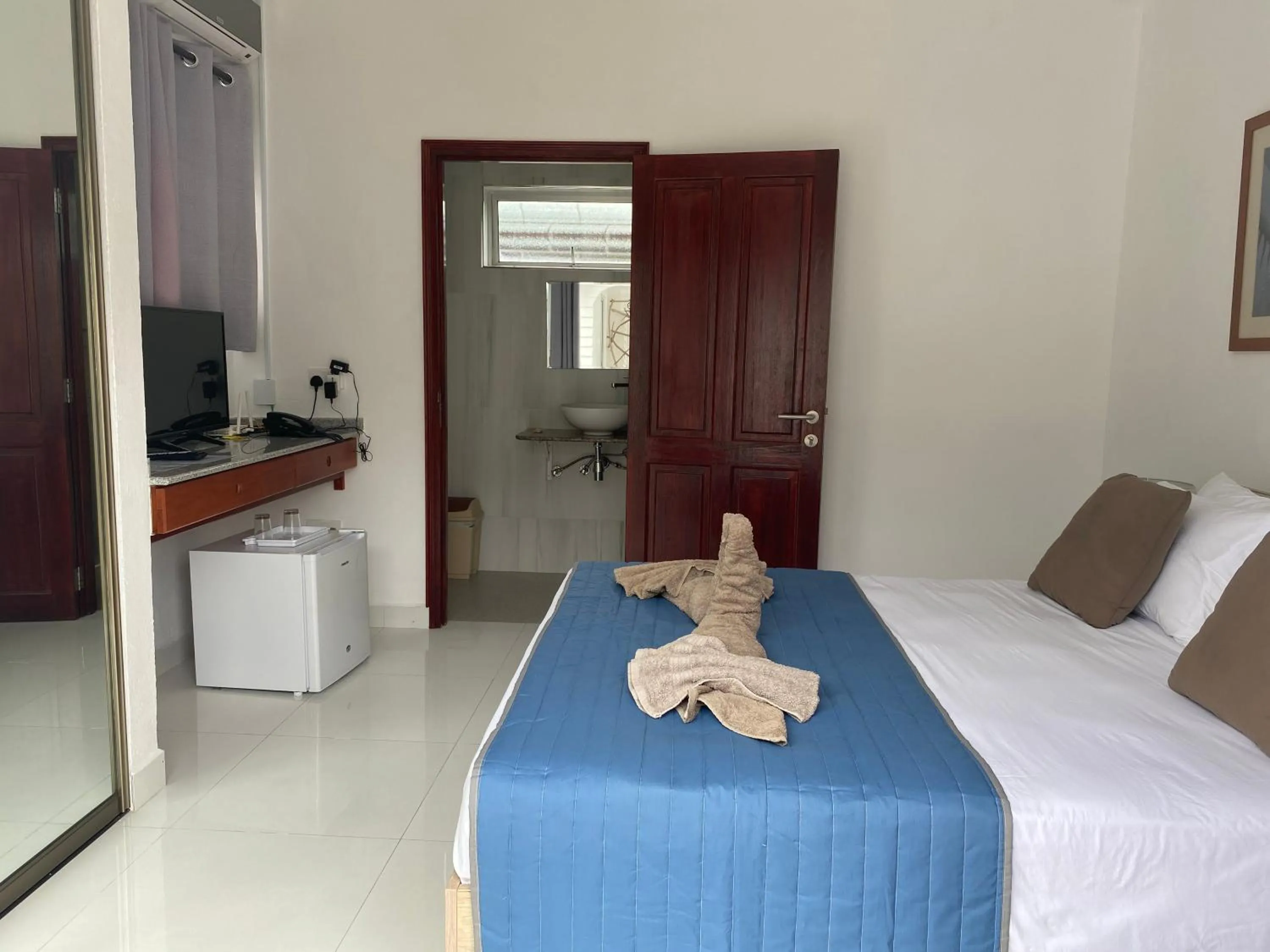 Bed in Hotel Plein Soleil