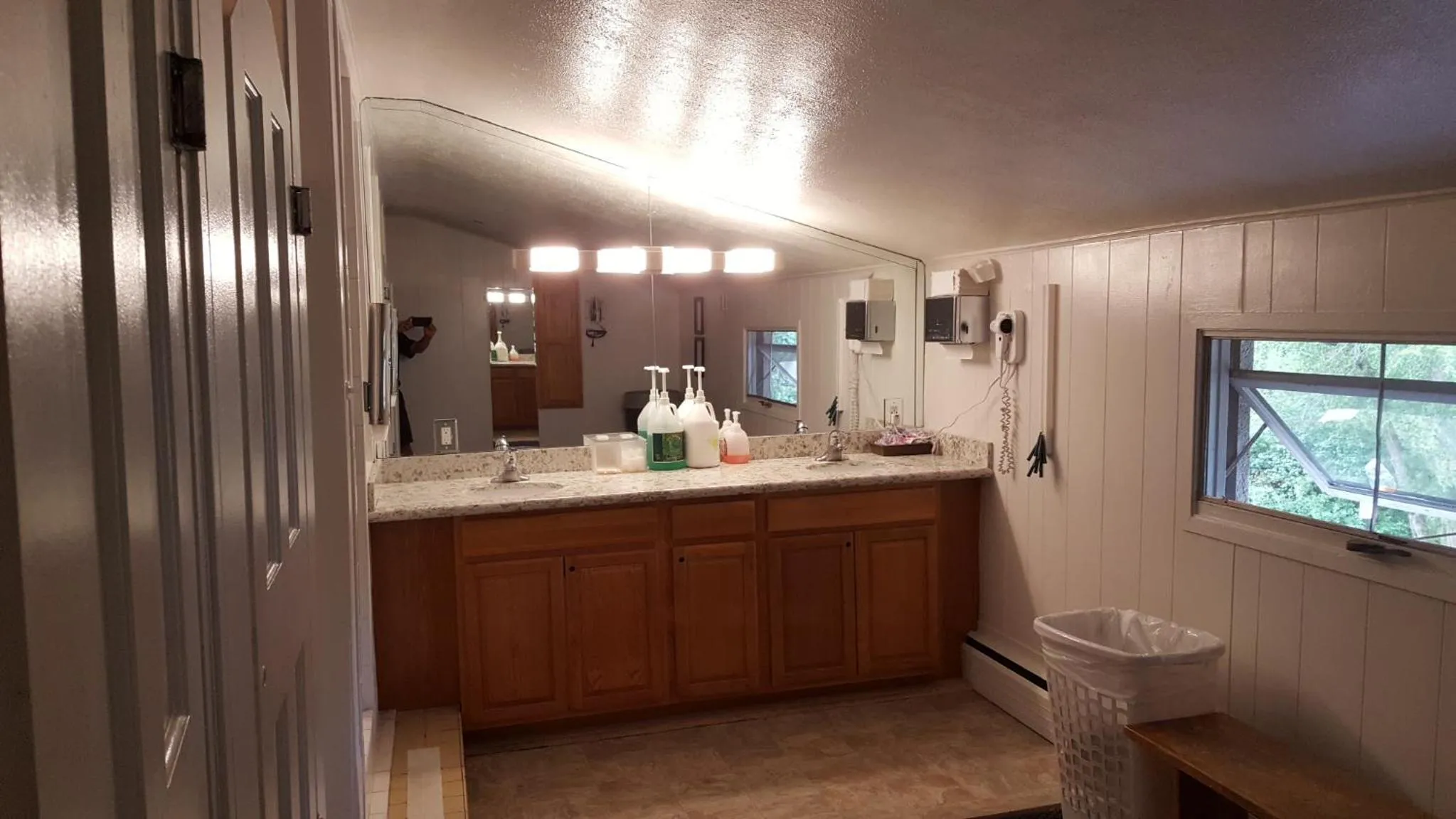 Bathroom in St Moritz Lodge and Condominiums