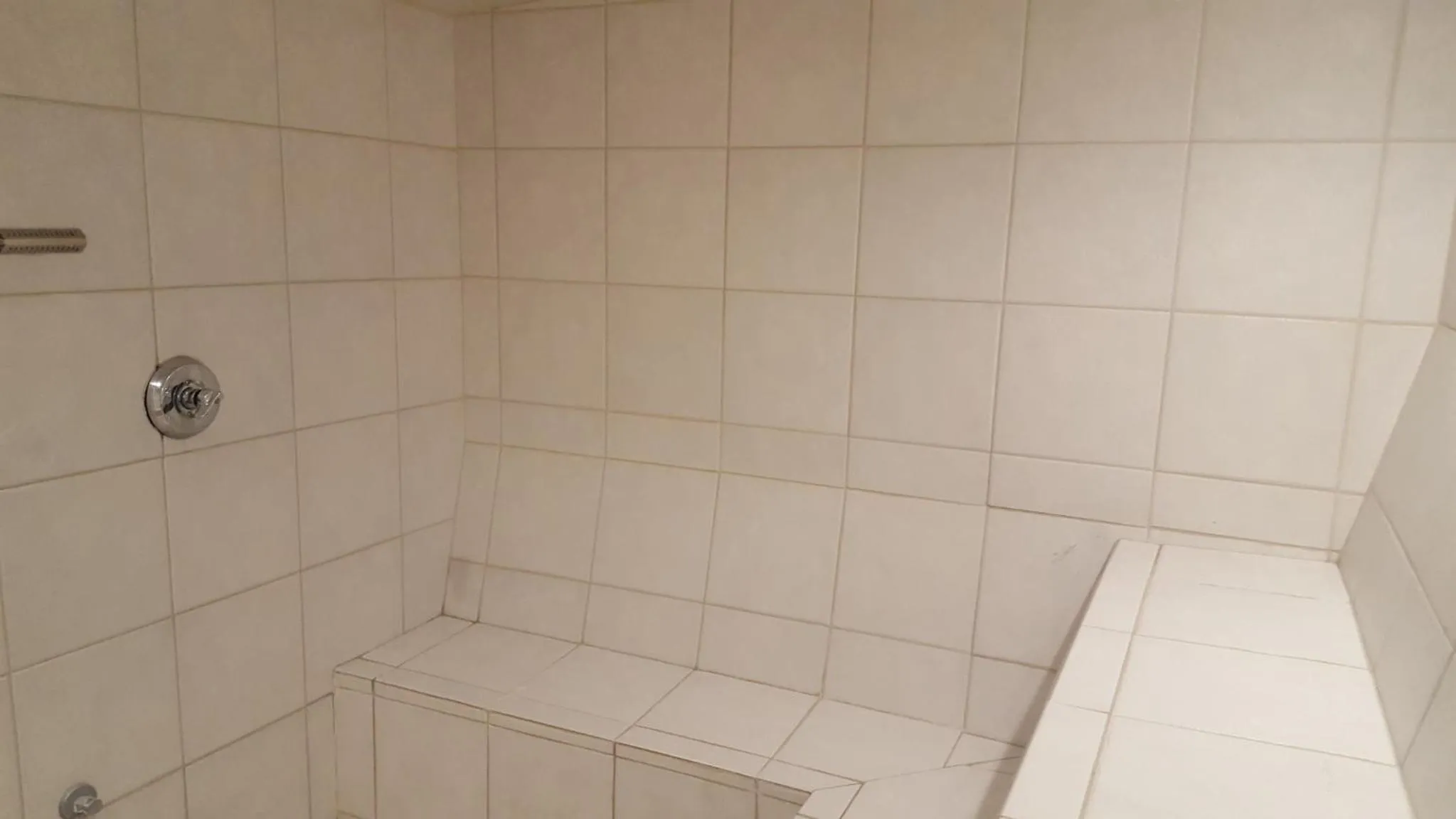 Steam room in St Moritz Lodge and Condominiums