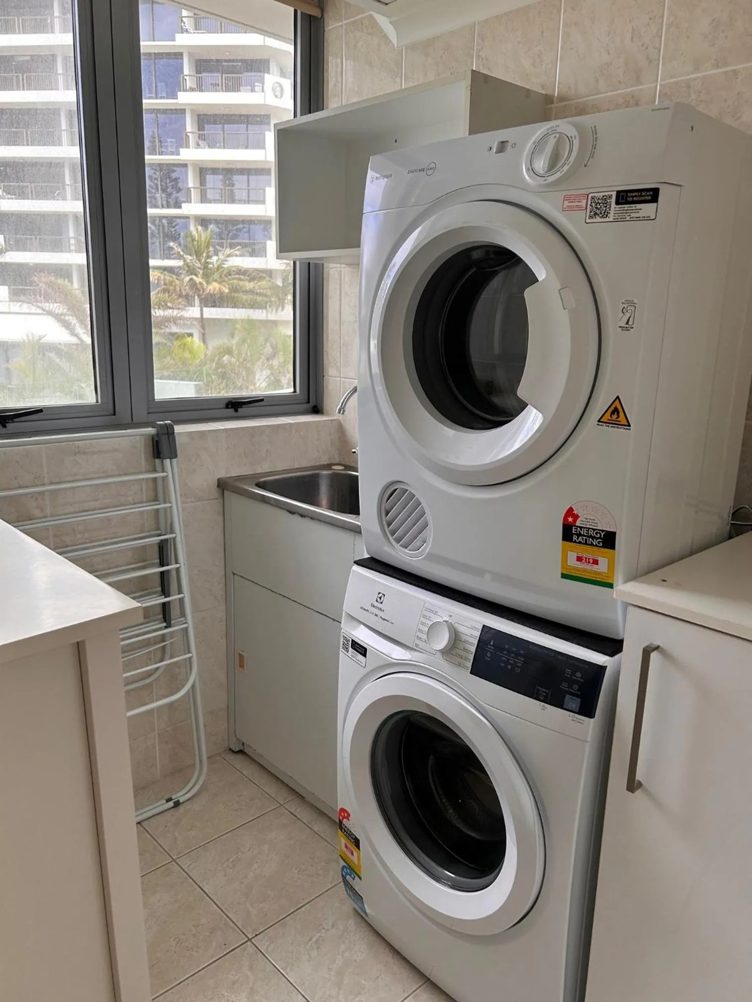 laundry in Berkeley on the Beach