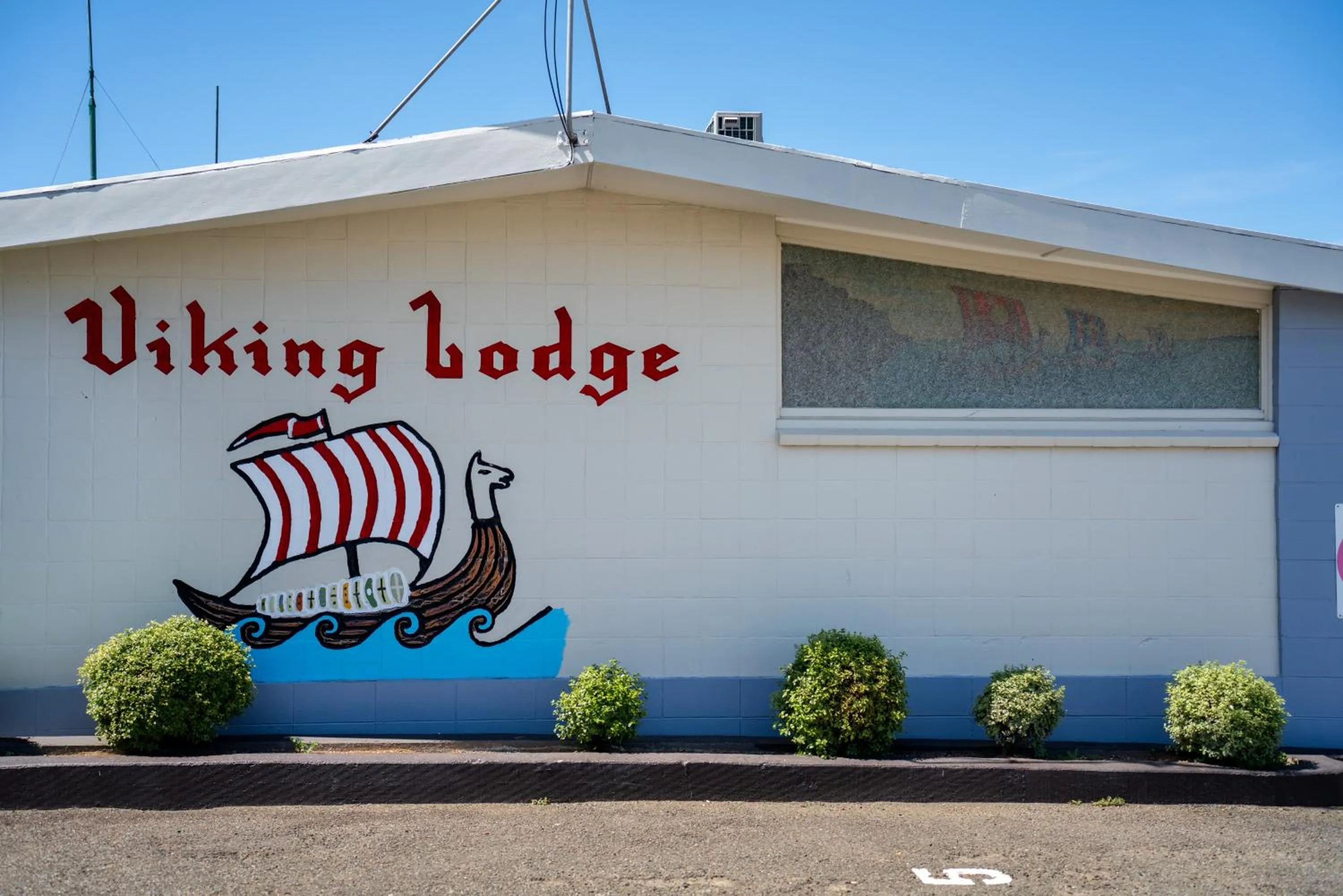 Property logo or sign in Viking Lodge Motel