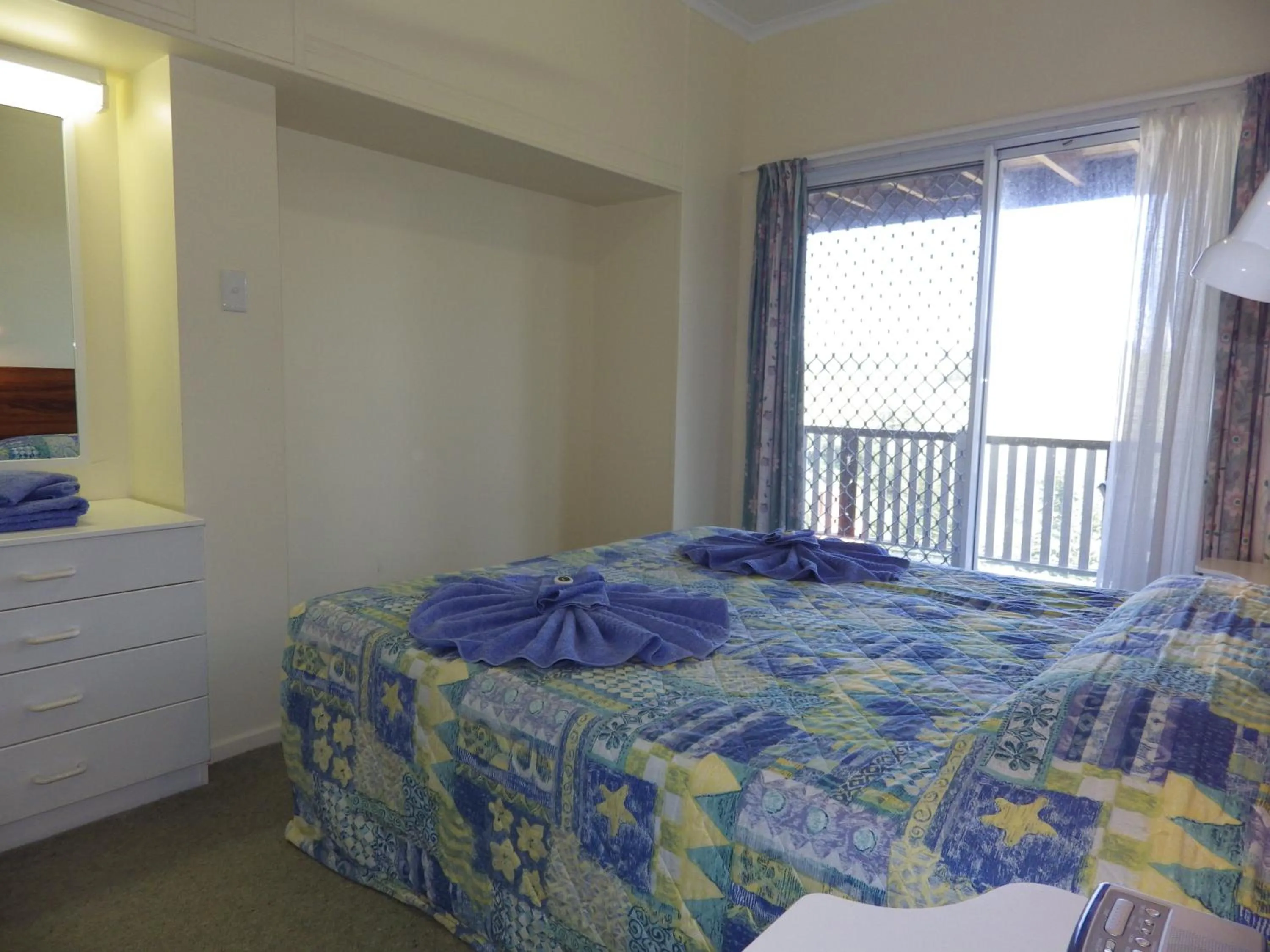 Balcony/Terrace, Bed in Panorama Seaside Apartments Norfolk Island
