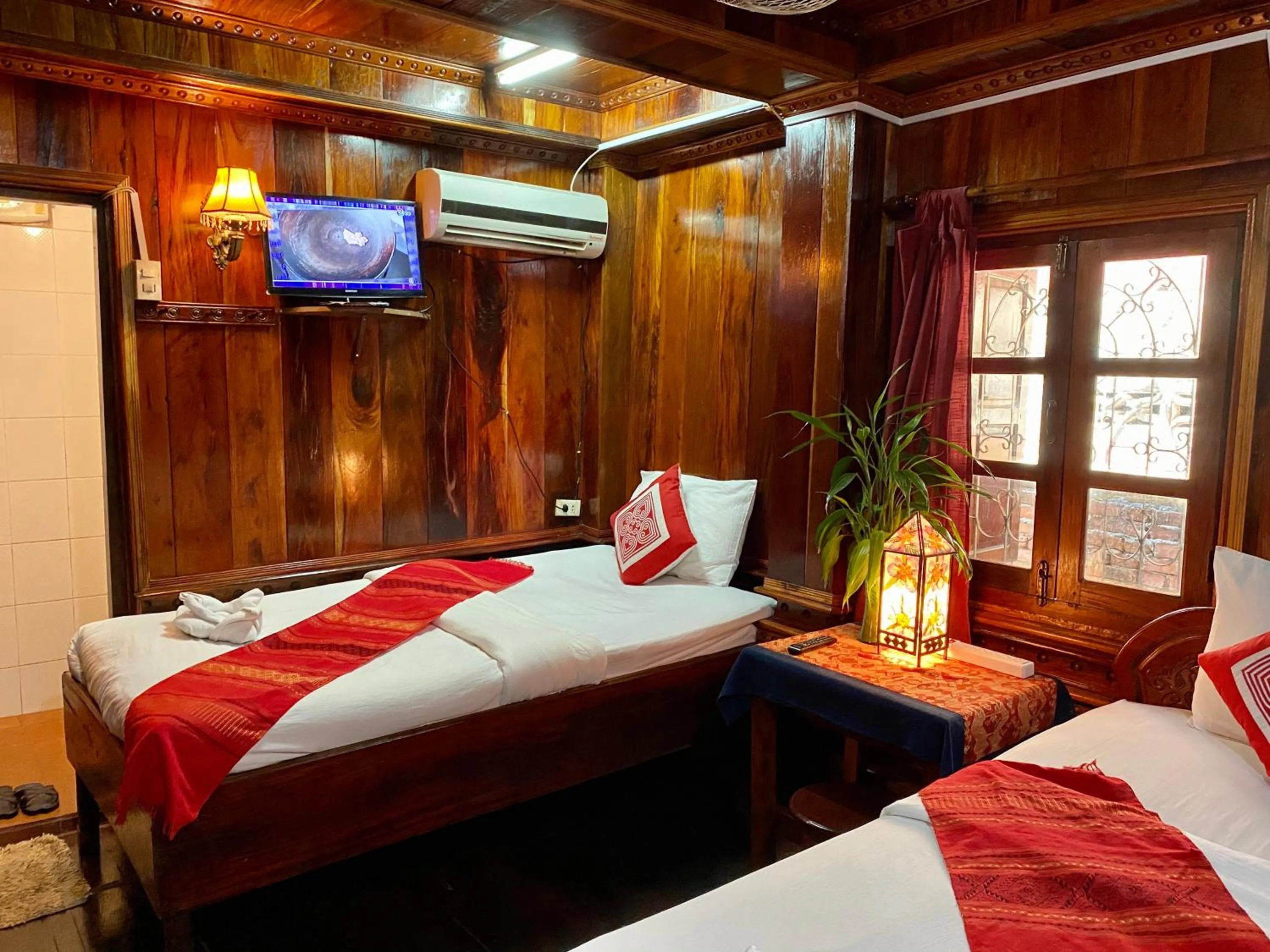 Bedroom, Bed in Soutikone1 Guesthouse