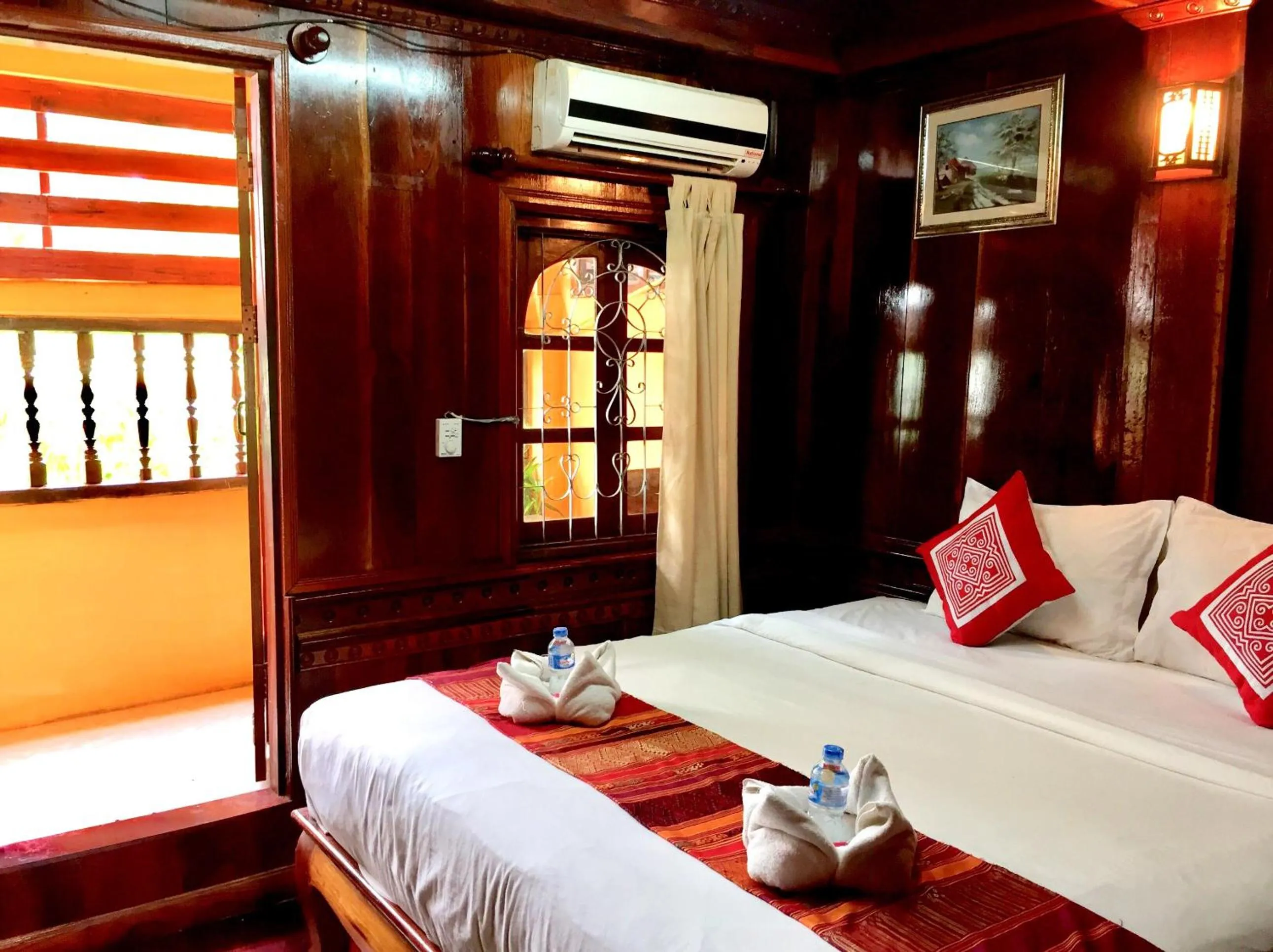 Photo of the whole room, Bed in Soutikone1 Guesthouse