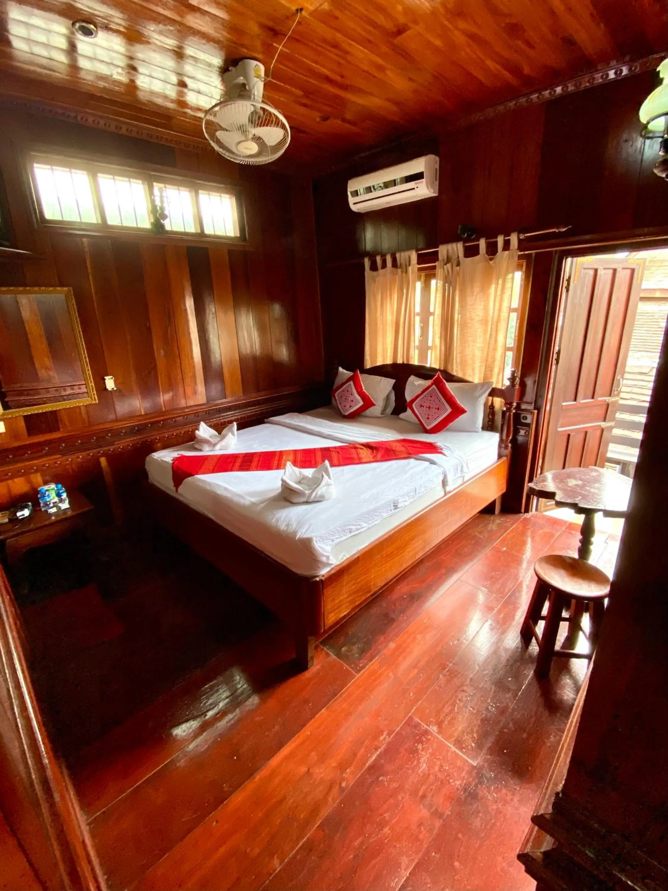 Bedroom, Bed in Soutikone1 Guesthouse