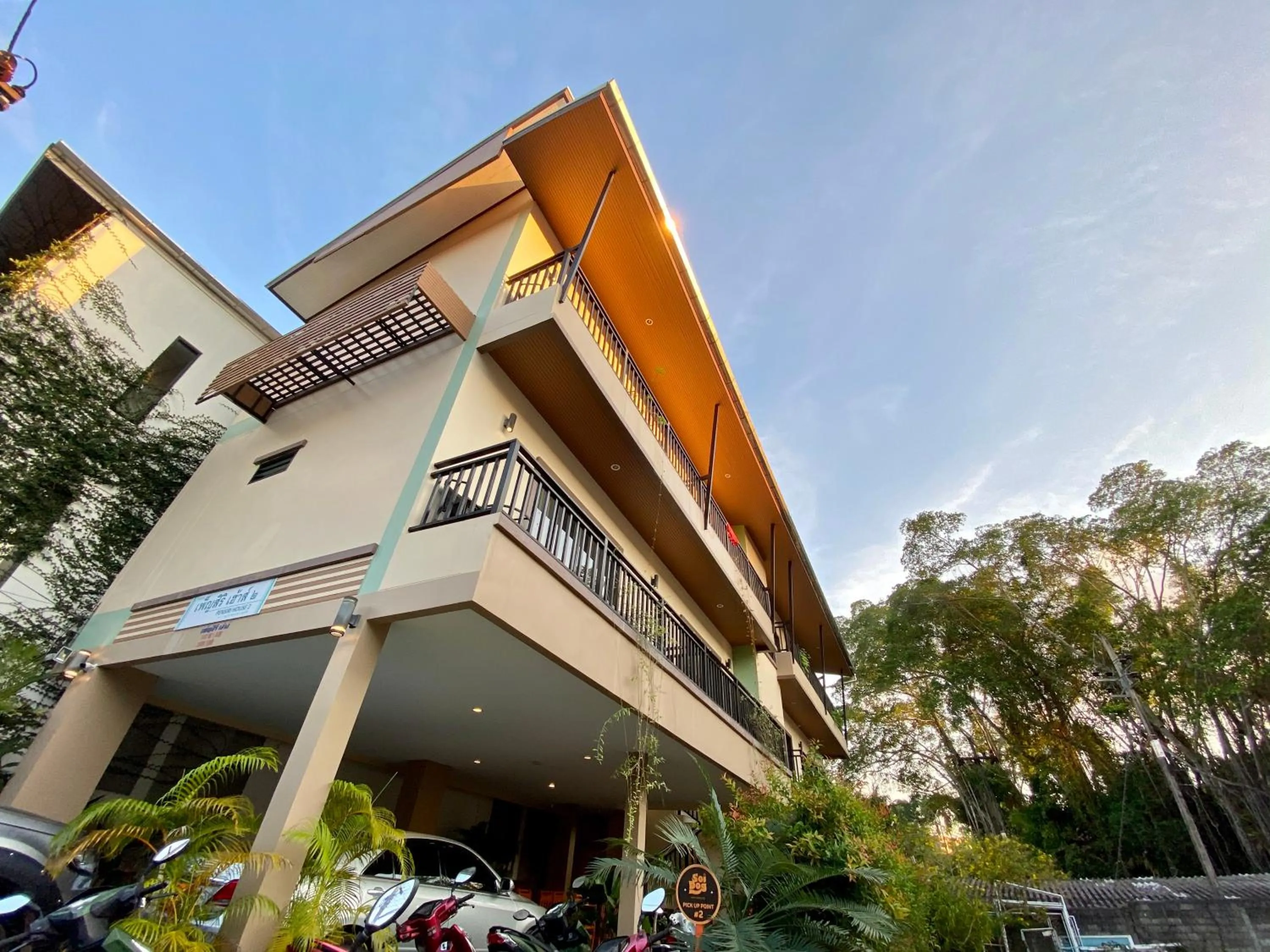 Property building in Pensiri House - SHA Extra Plus