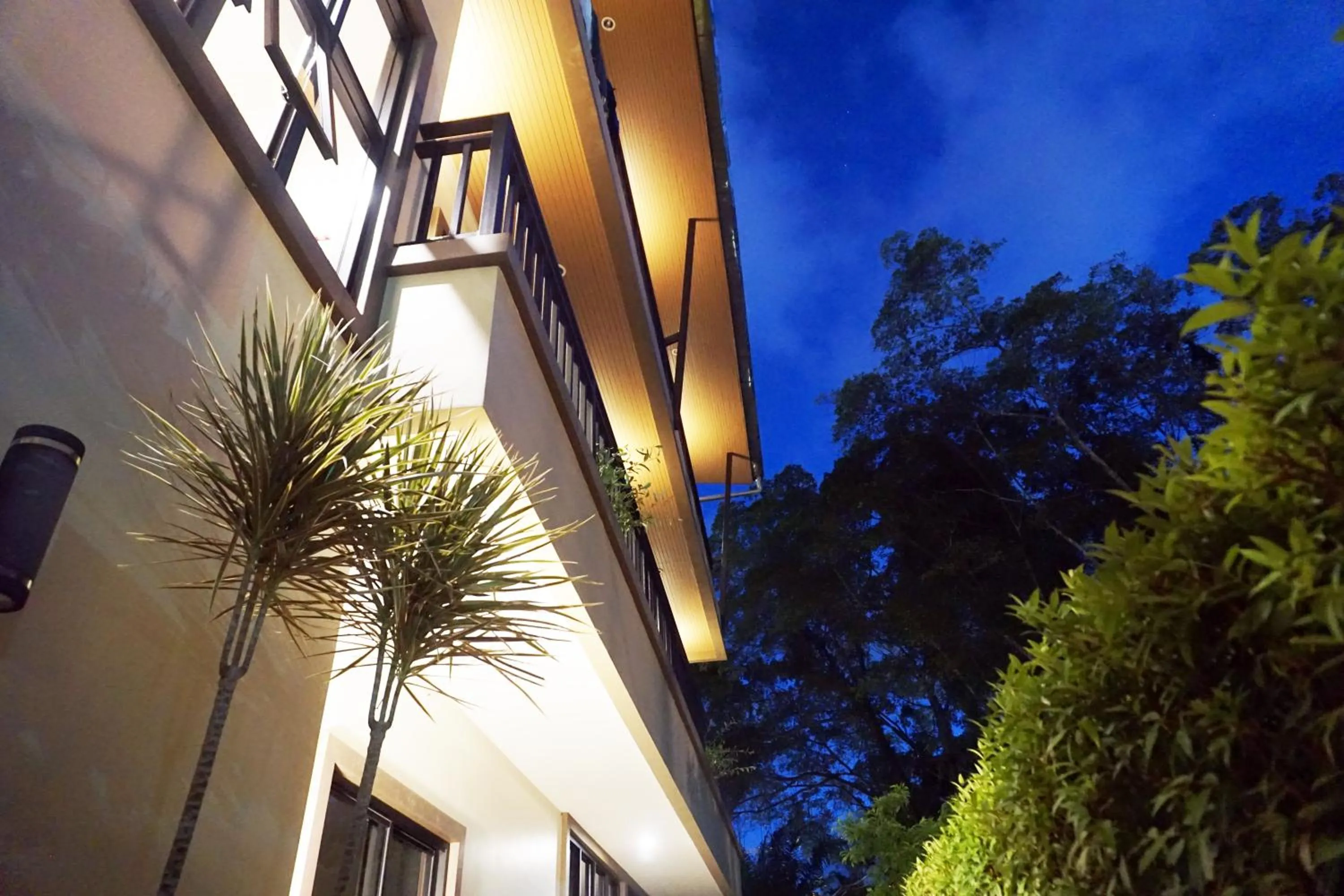 Property building in Pensiri House - SHA Extra Plus