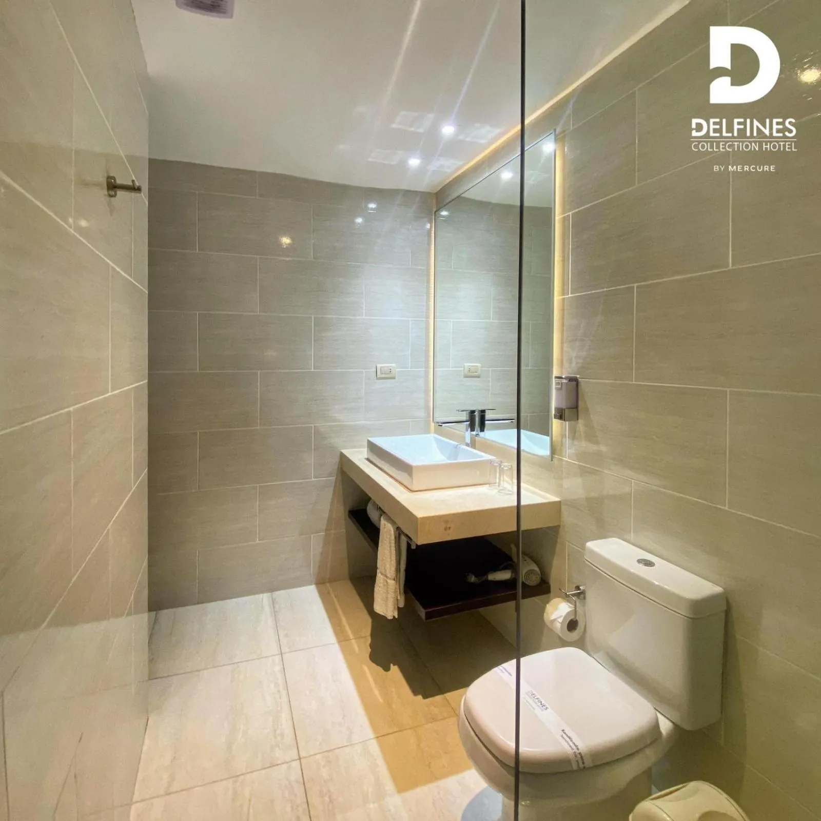 Bathroom in Delfines Collection Hotel by Mercure