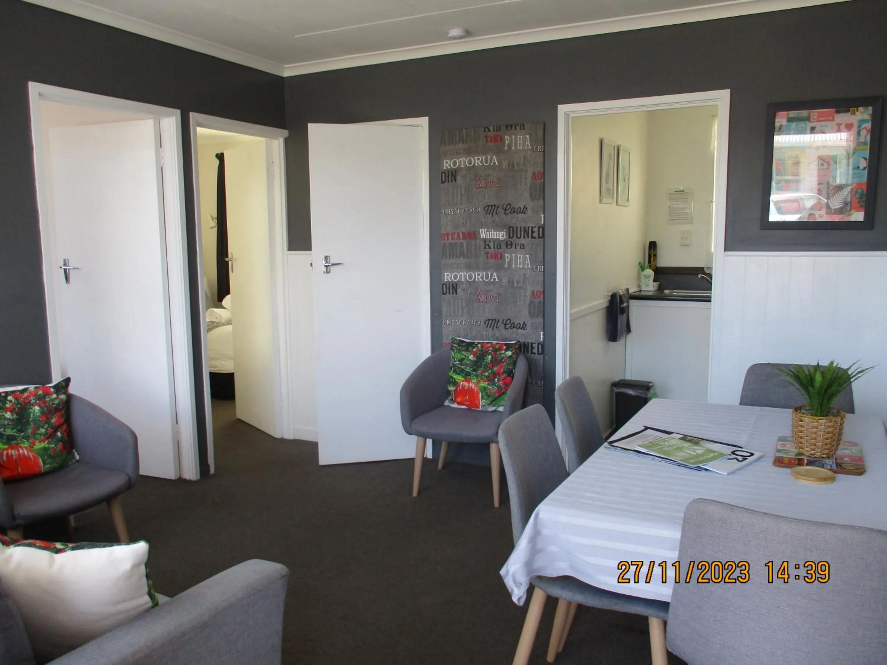 Two-Bedroom Apartment in High Street Living Motel