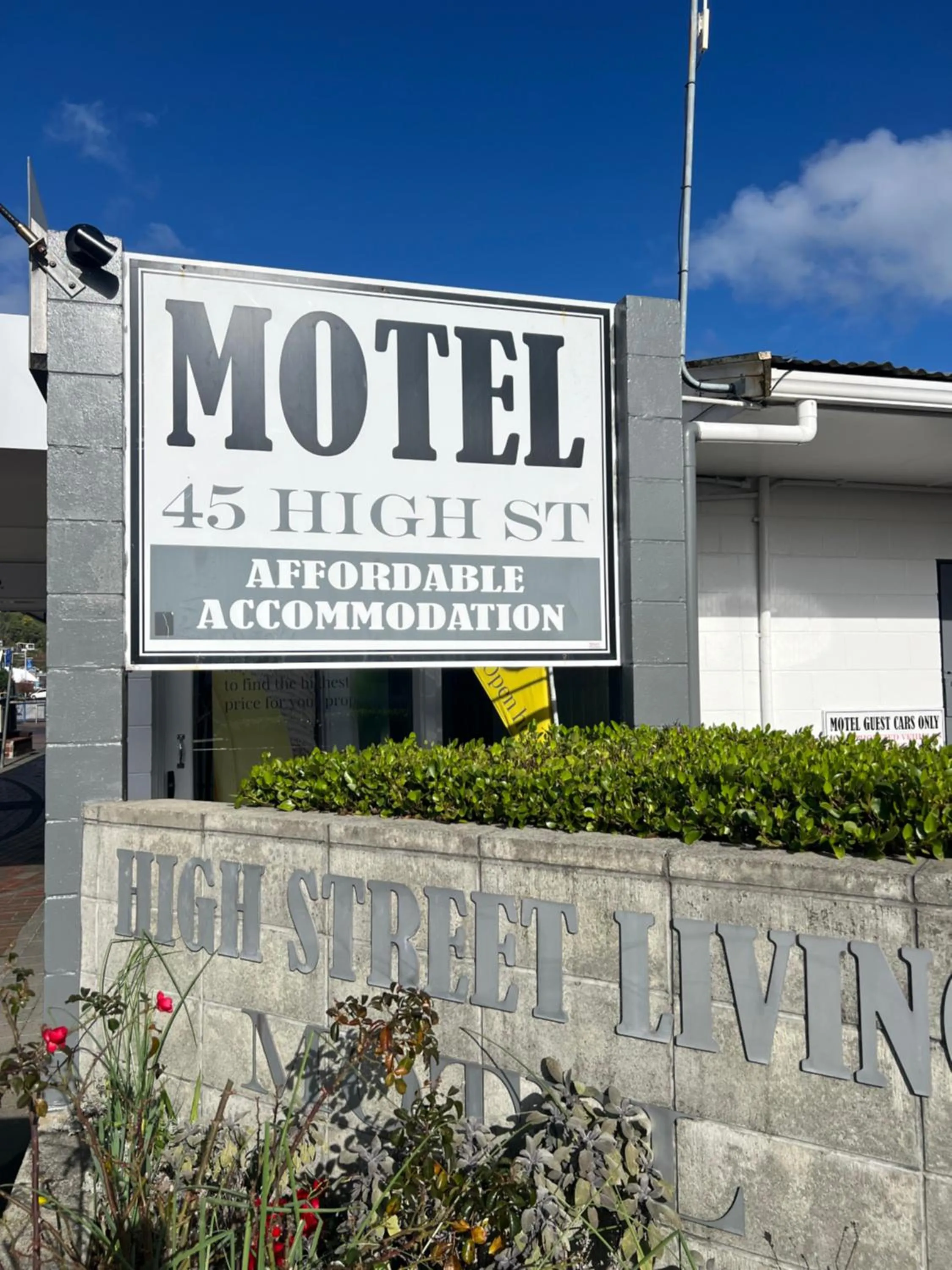 High Street Living Motel