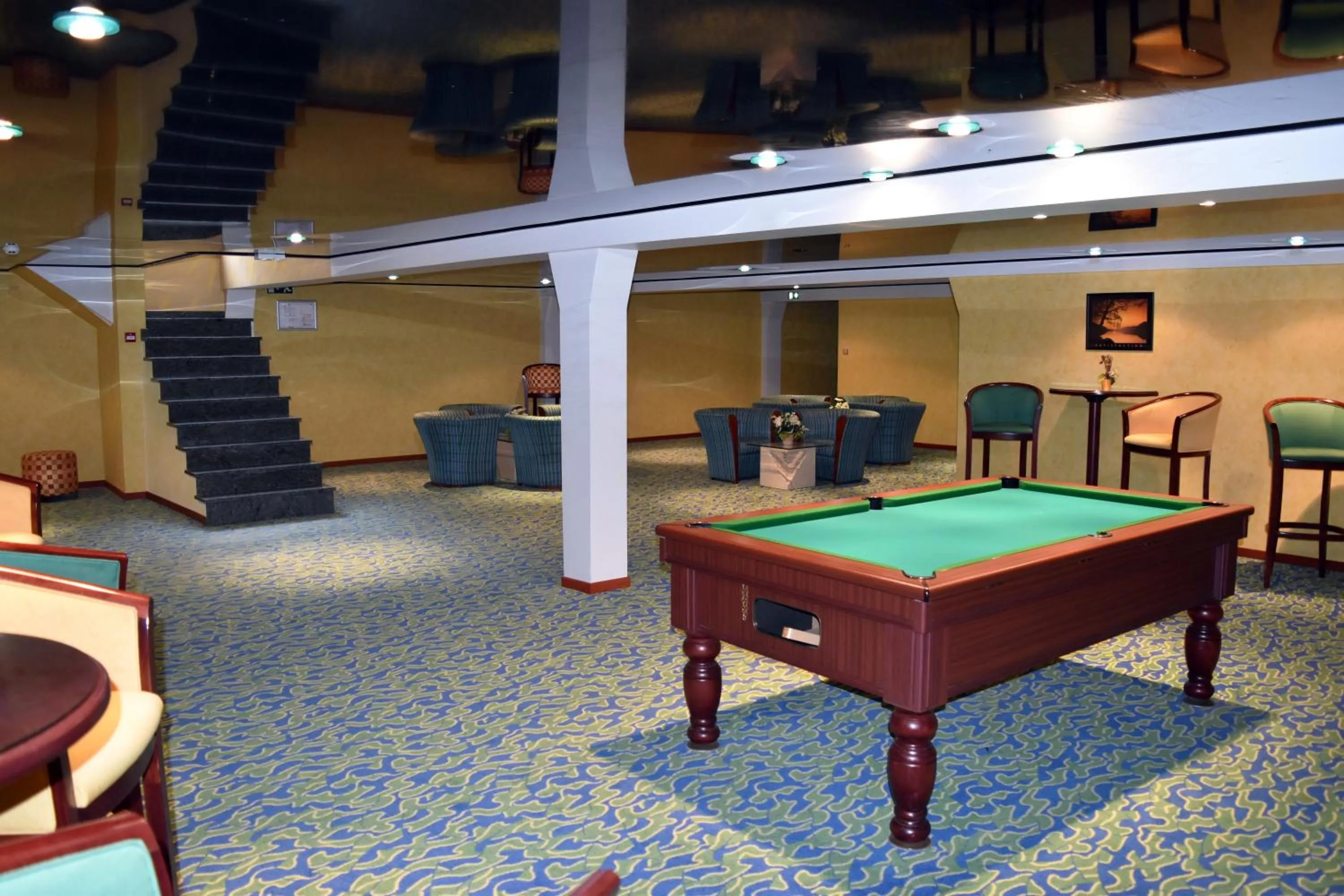 Billiard in Hotel Le Pole Europeen