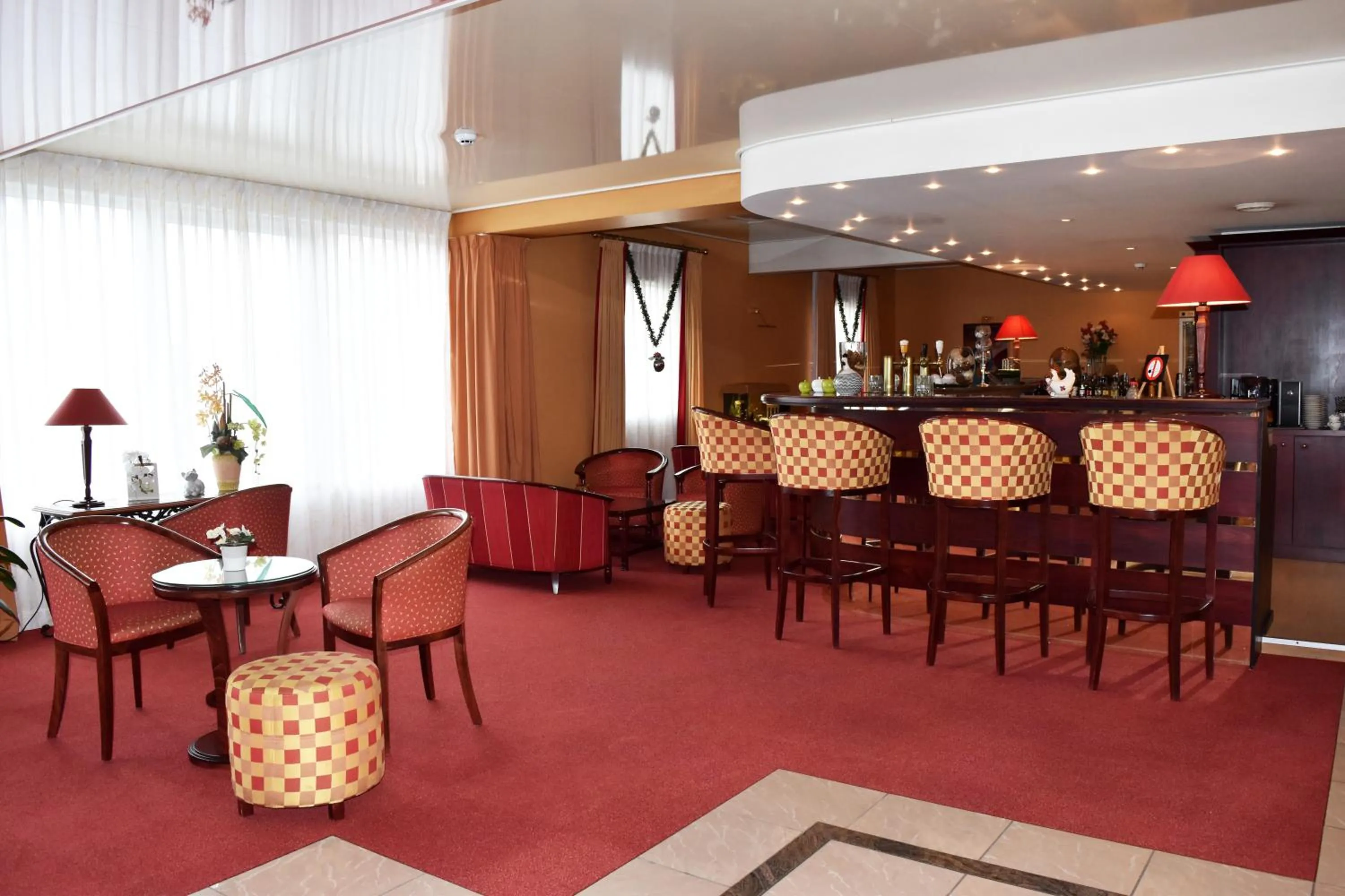 Lounge or bar in Hotel Le Pole Europeen