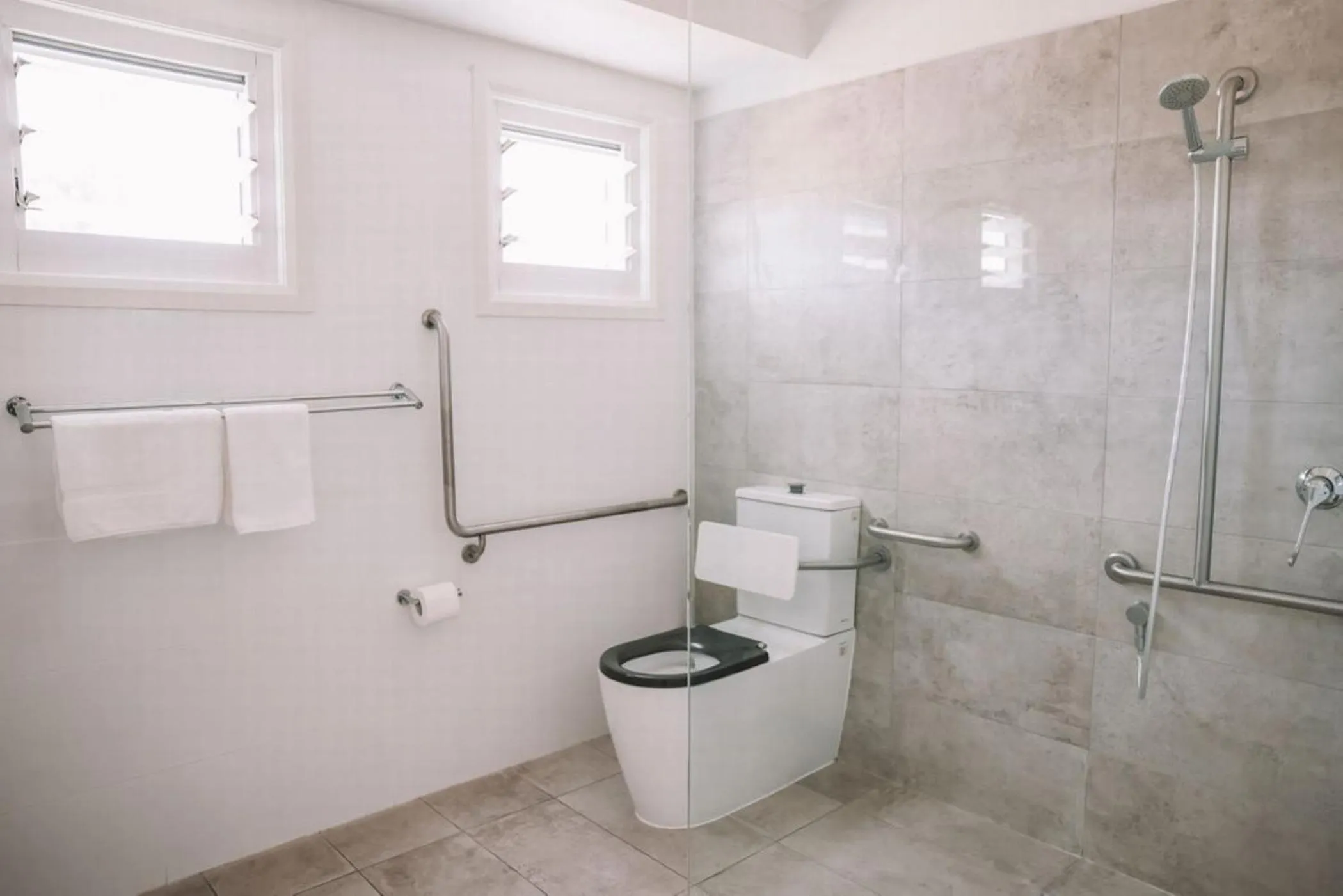 Shower in Salt @ South West Rocks