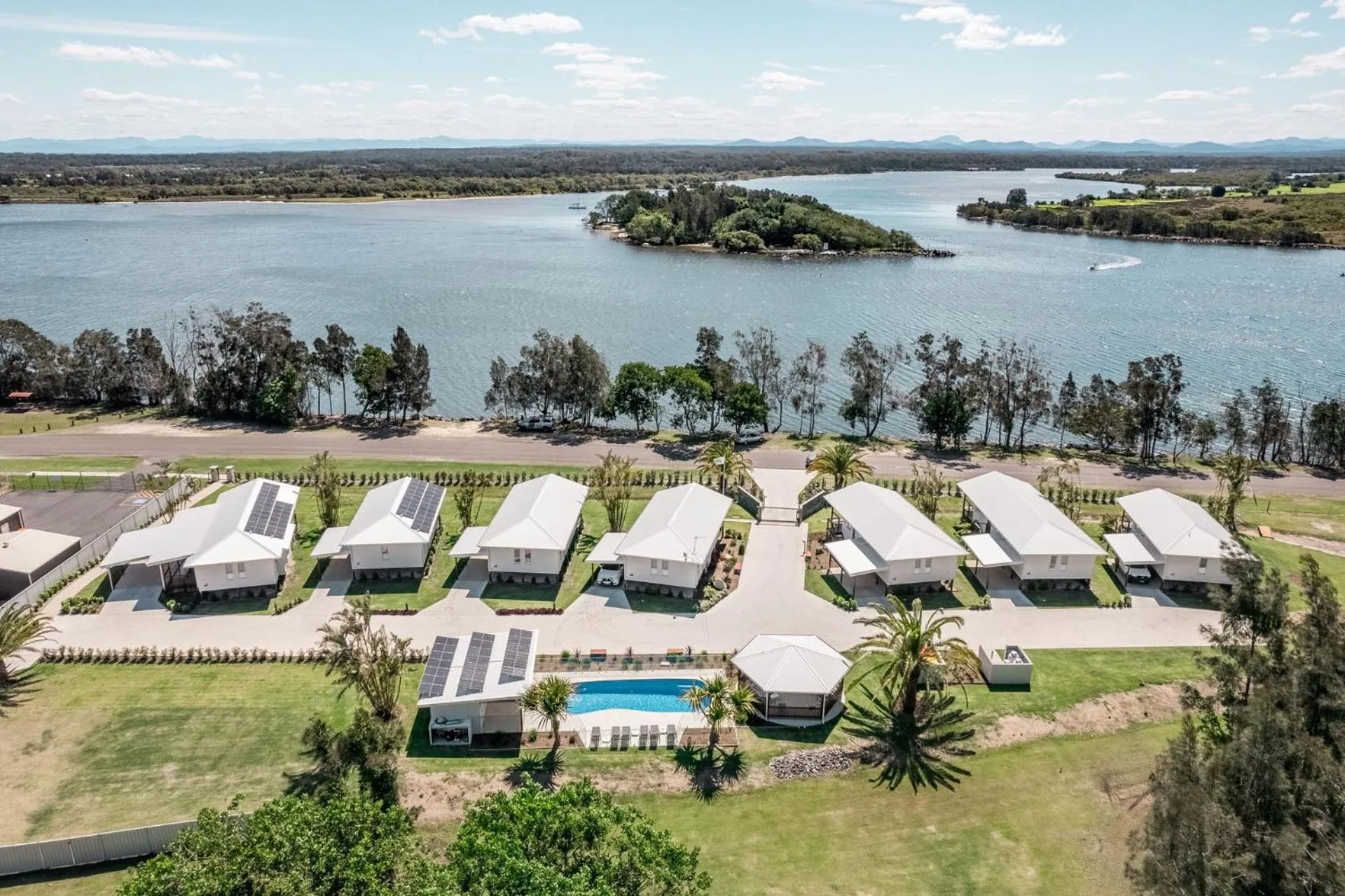 Property building in Salt @ South West Rocks