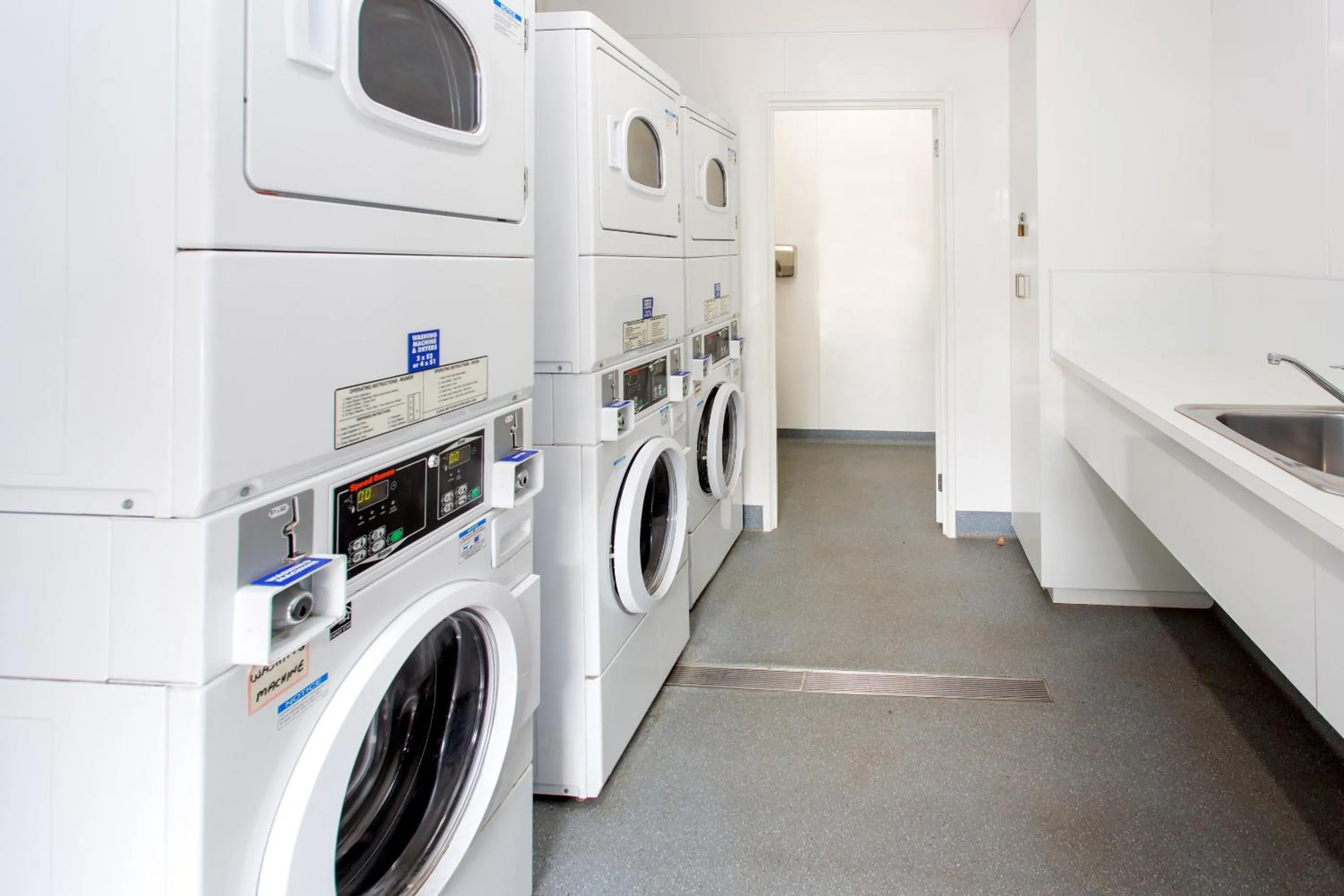 Area and facilities in BIG4 Ingenia Holidays Phillip Island