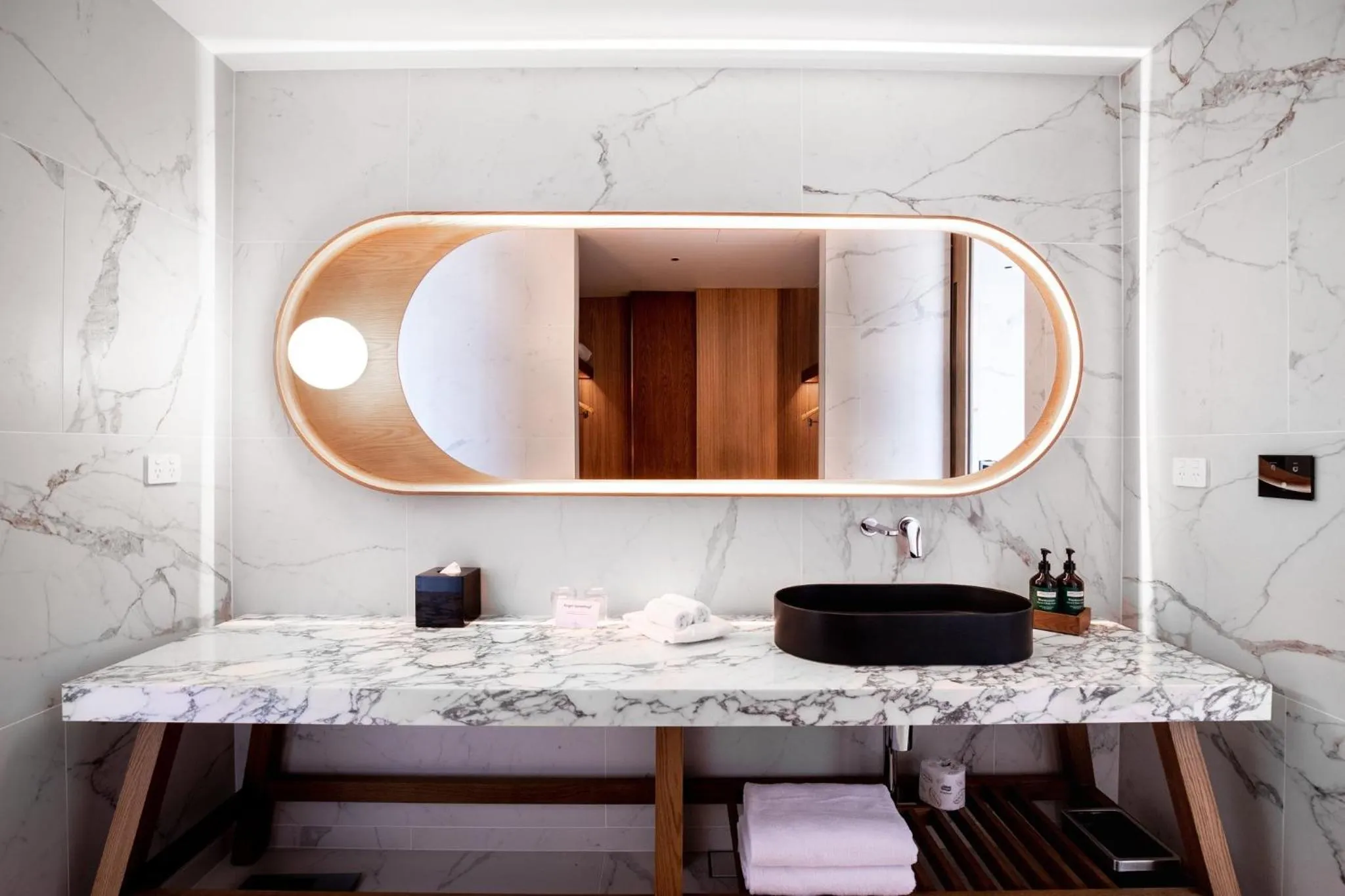 Photo of the whole room in Crowne Plaza Hobart by IHG