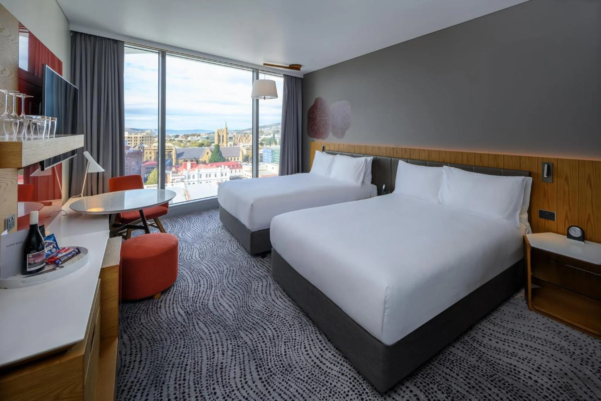 Photo of the whole room, Bed in Crowne Plaza Hobart by IHG