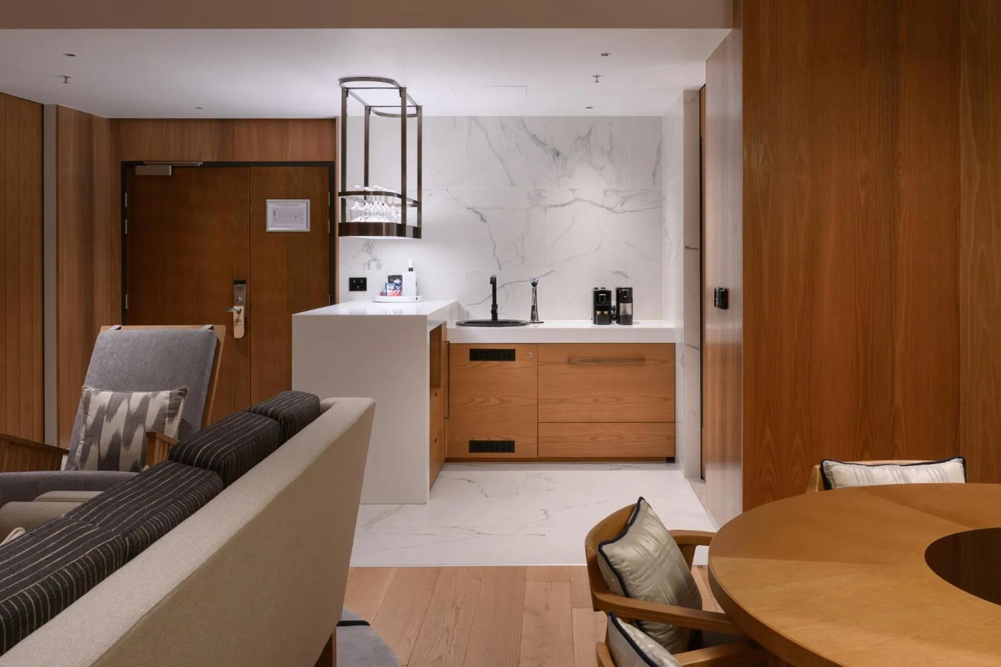 Photo of the whole room in Crowne Plaza Hobart by IHG