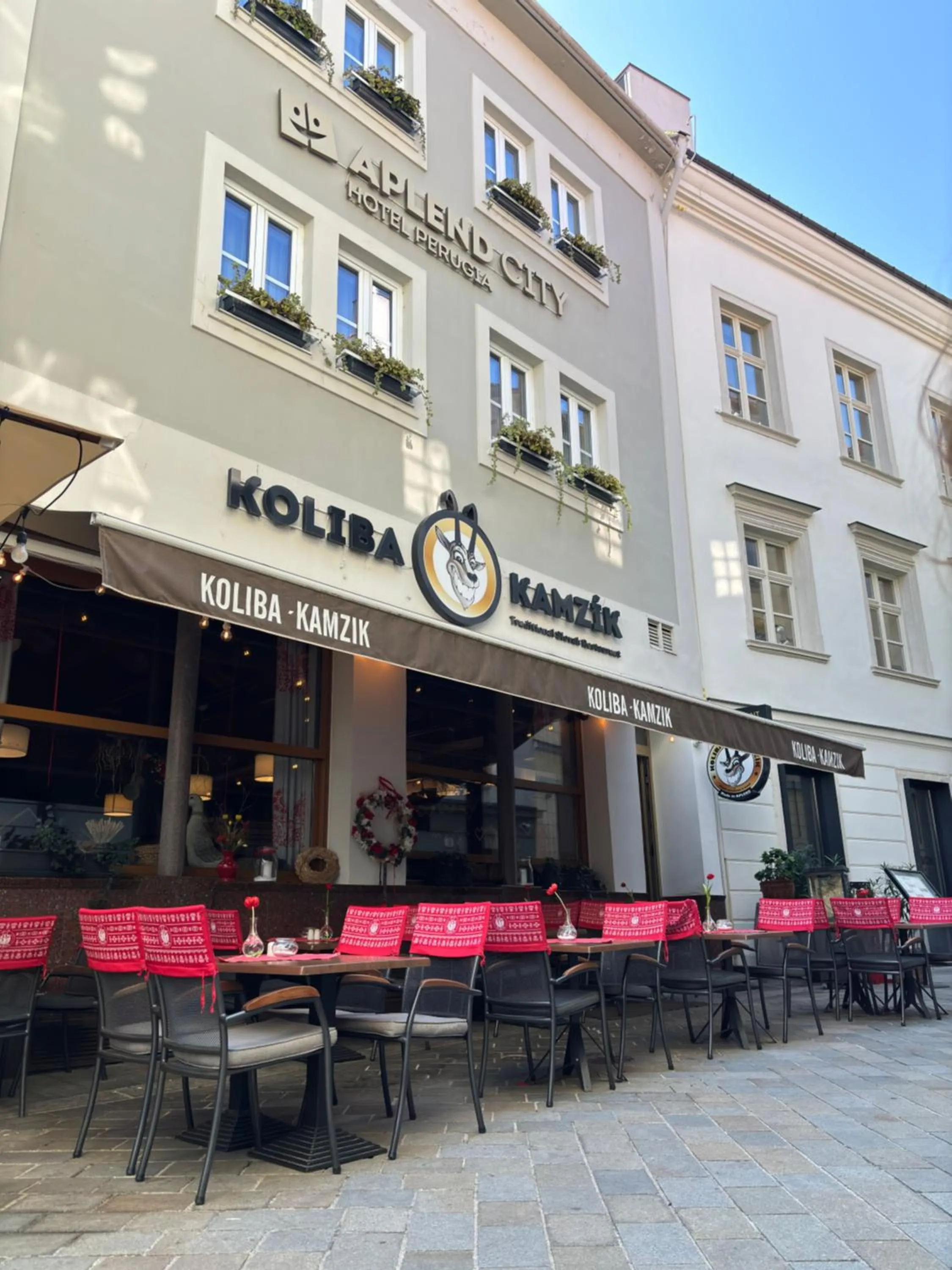 Property building in APLEND CITY Hotel Perugia