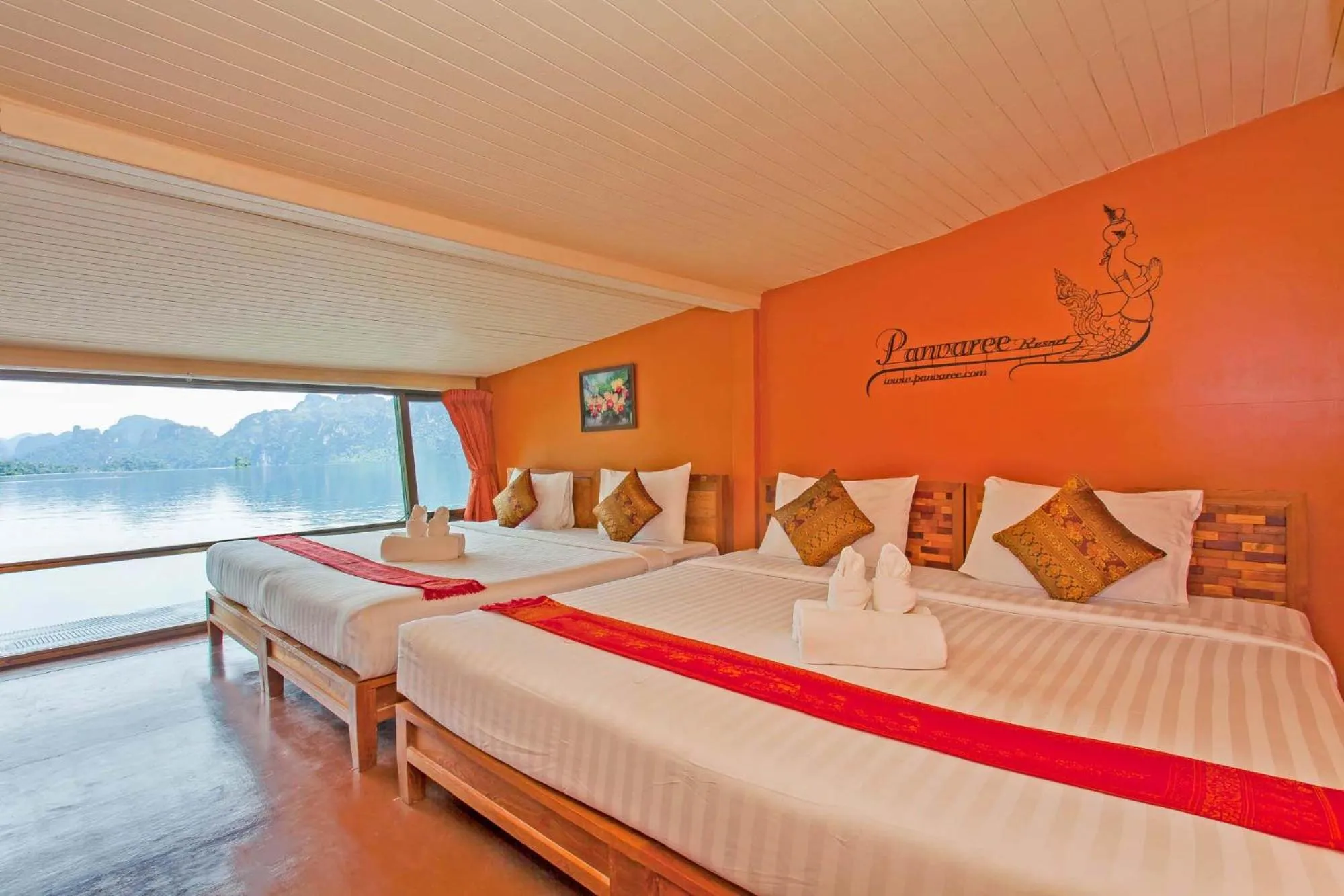 Bed in Panvaree Resort