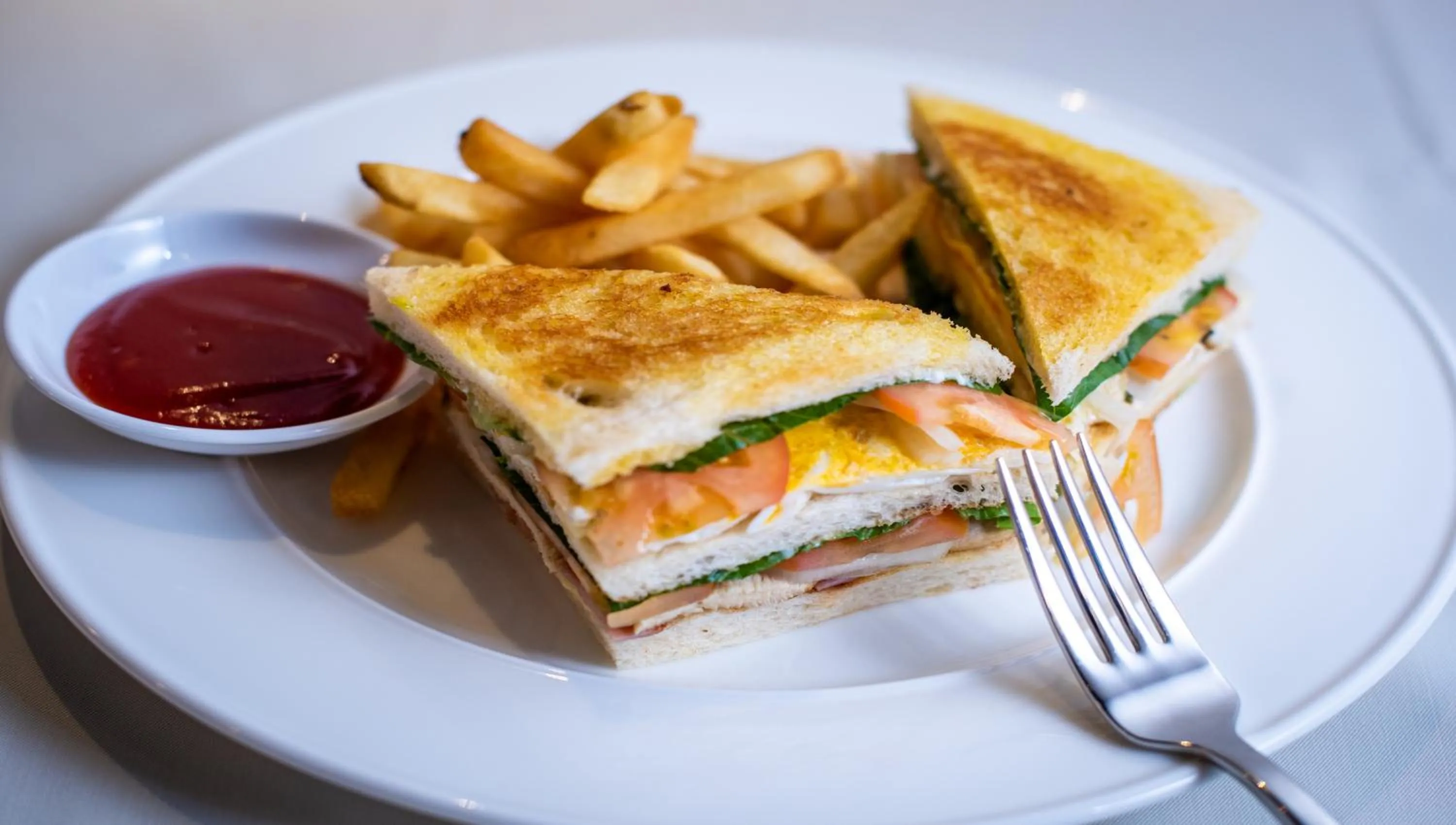 Food and drinks in Araya Angkor Residence