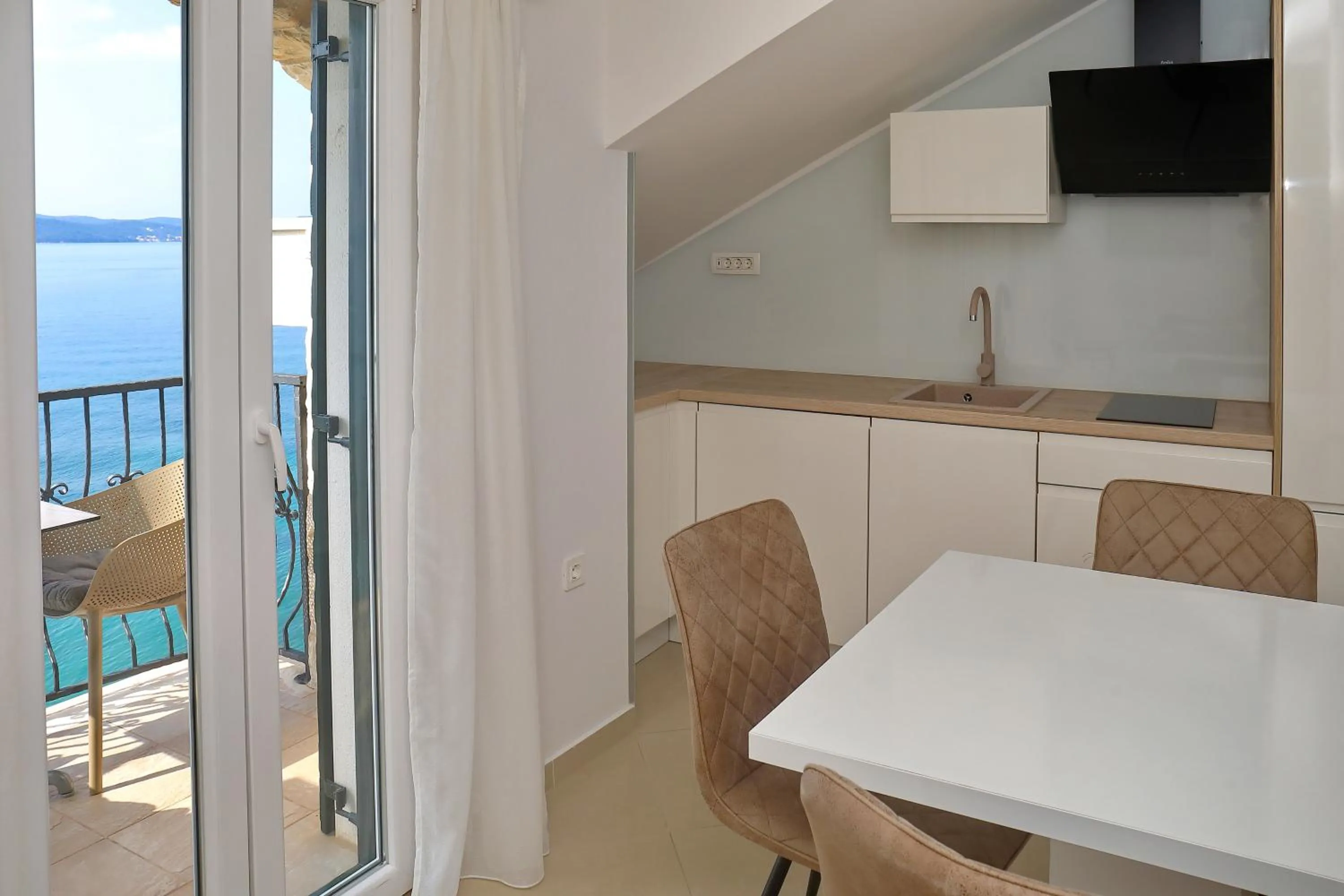 Apartments Nina