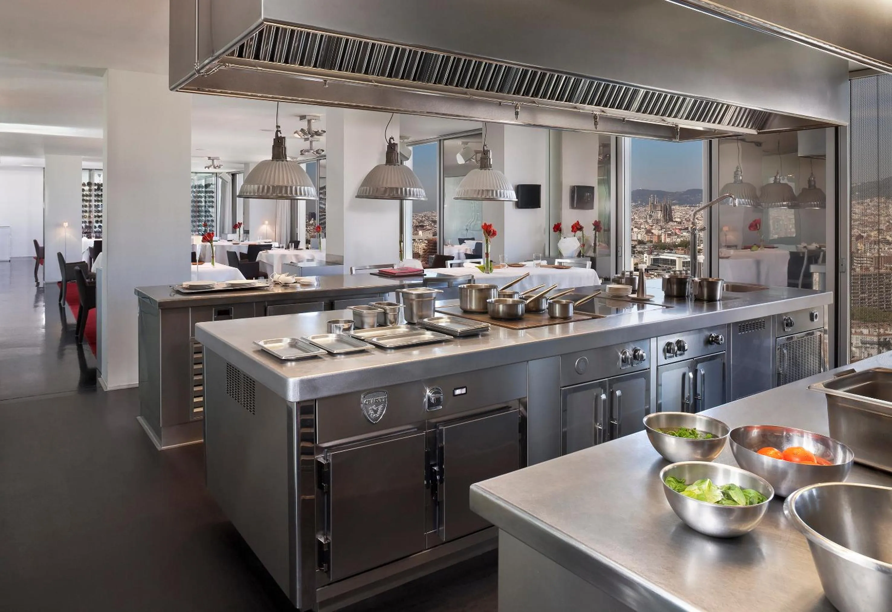 Restaurant/places to eat in The Level at Melia Barcelona Sky