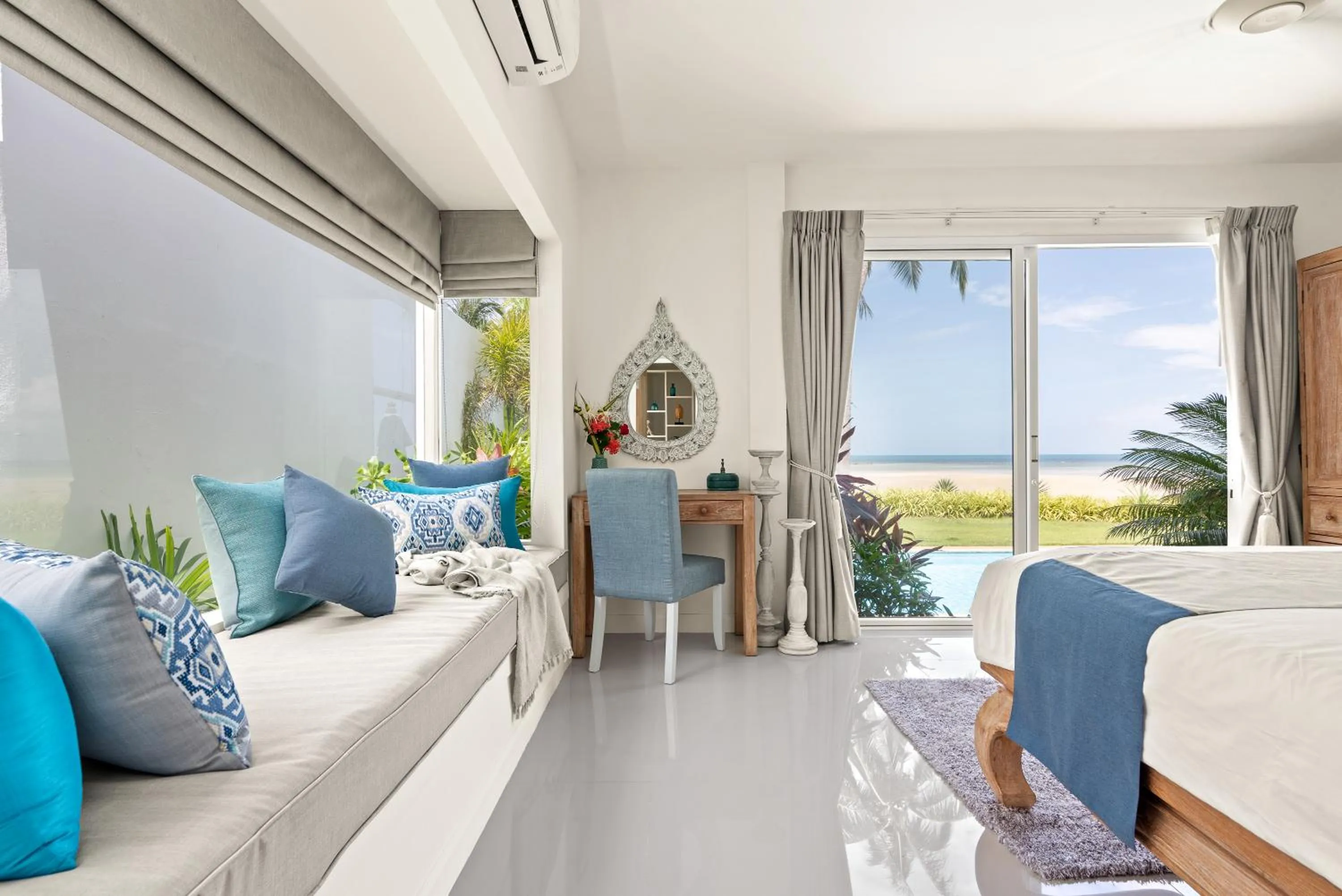 Bed in Beachfront Villa Baan Rim Haad 3BR