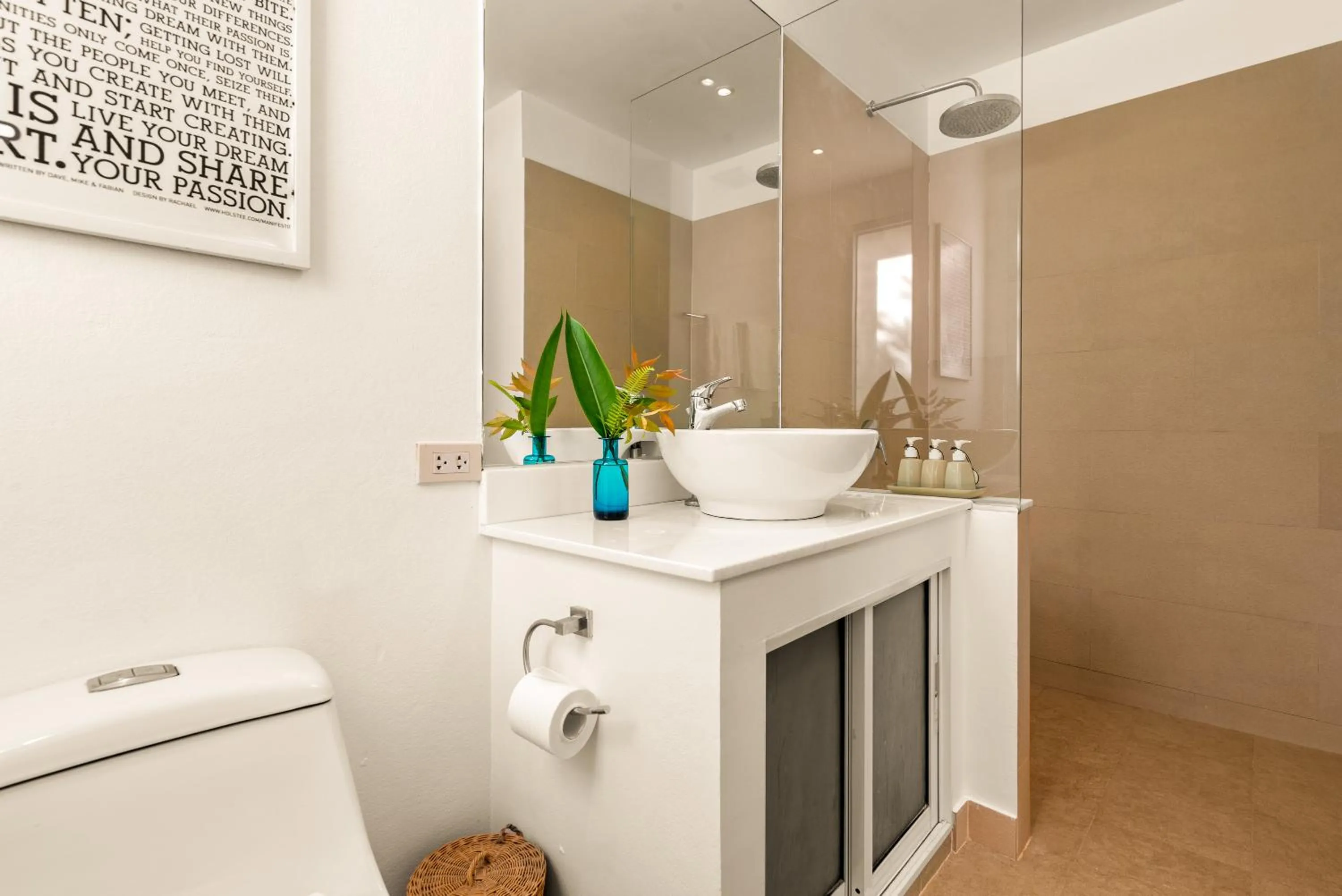 Shower in Beachfront Villa Baan Rim Haad 3BR