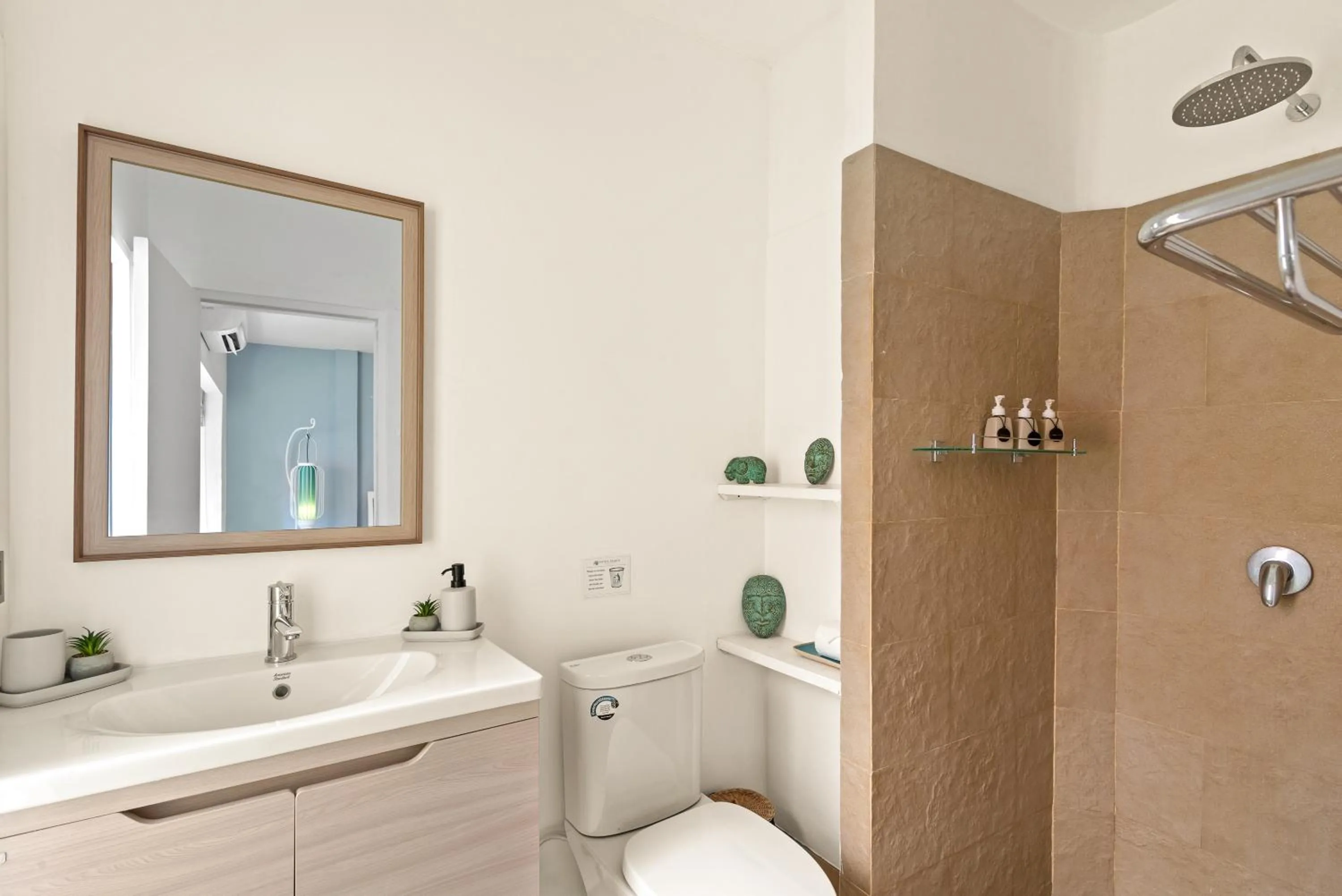 Shower in Beachfront Villa Baan Rim Haad 3BR