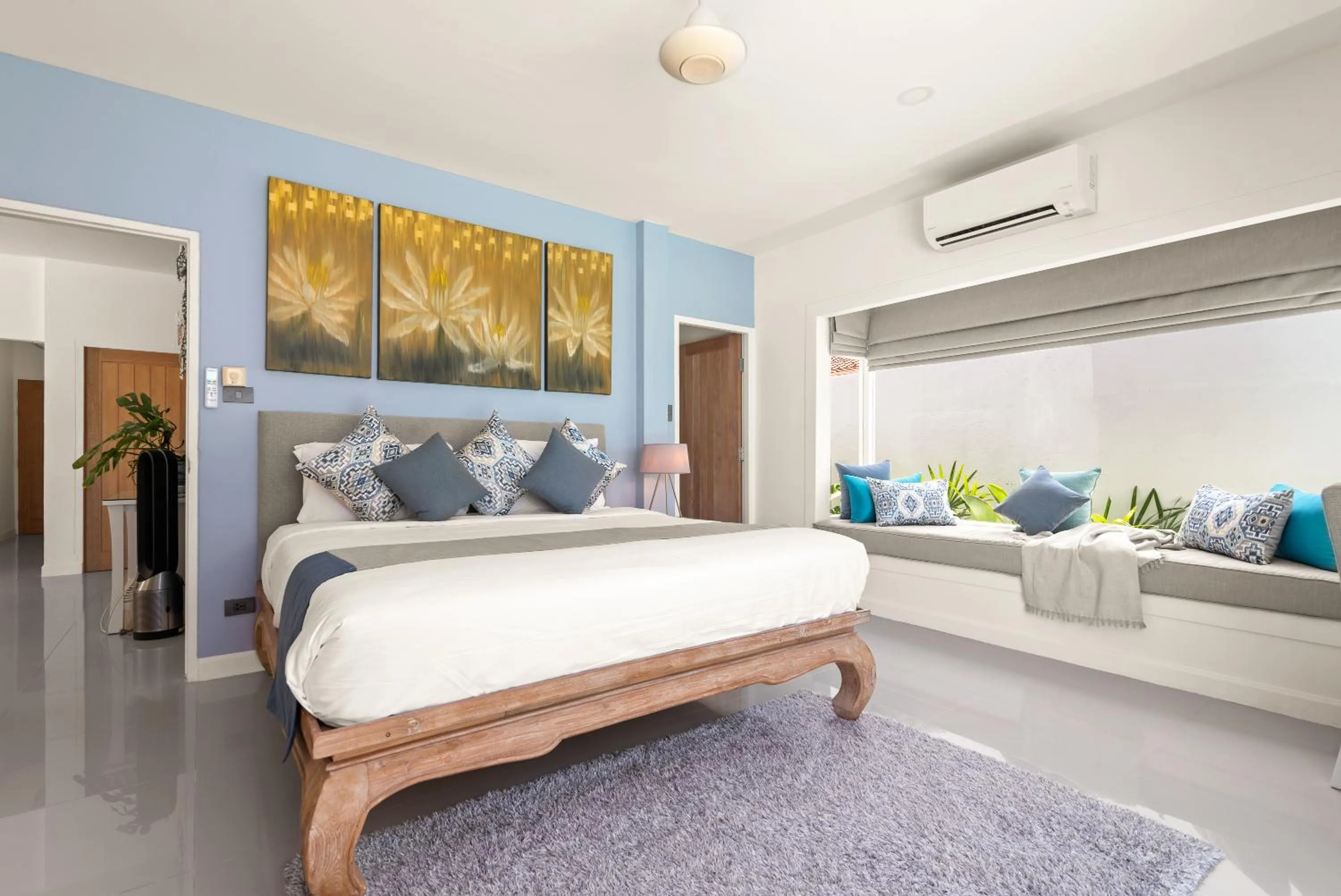 Bed in Beachfront Villa Baan Rim Haad 3BR