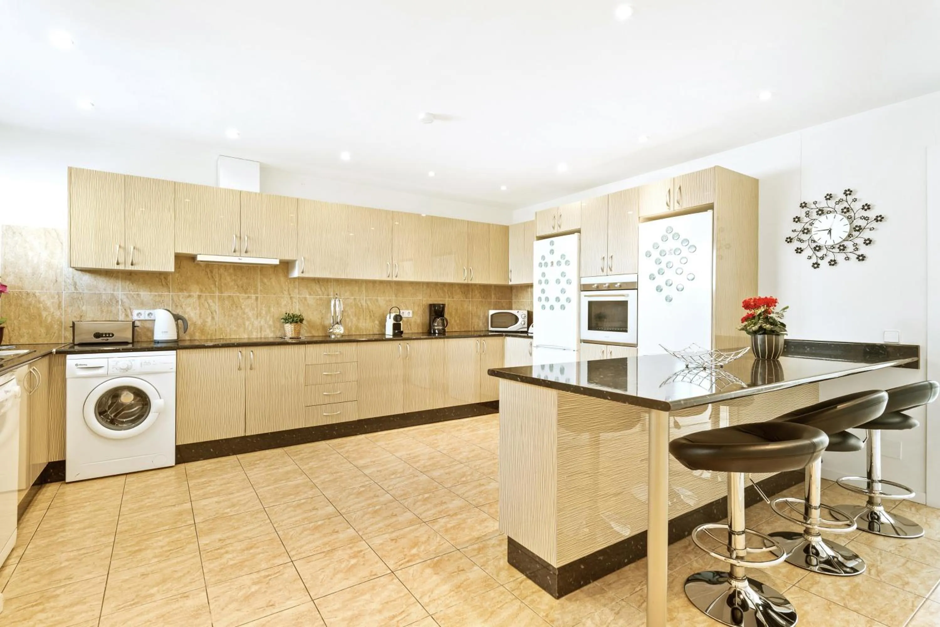 Kitchen or kitchenette in Villa Marina