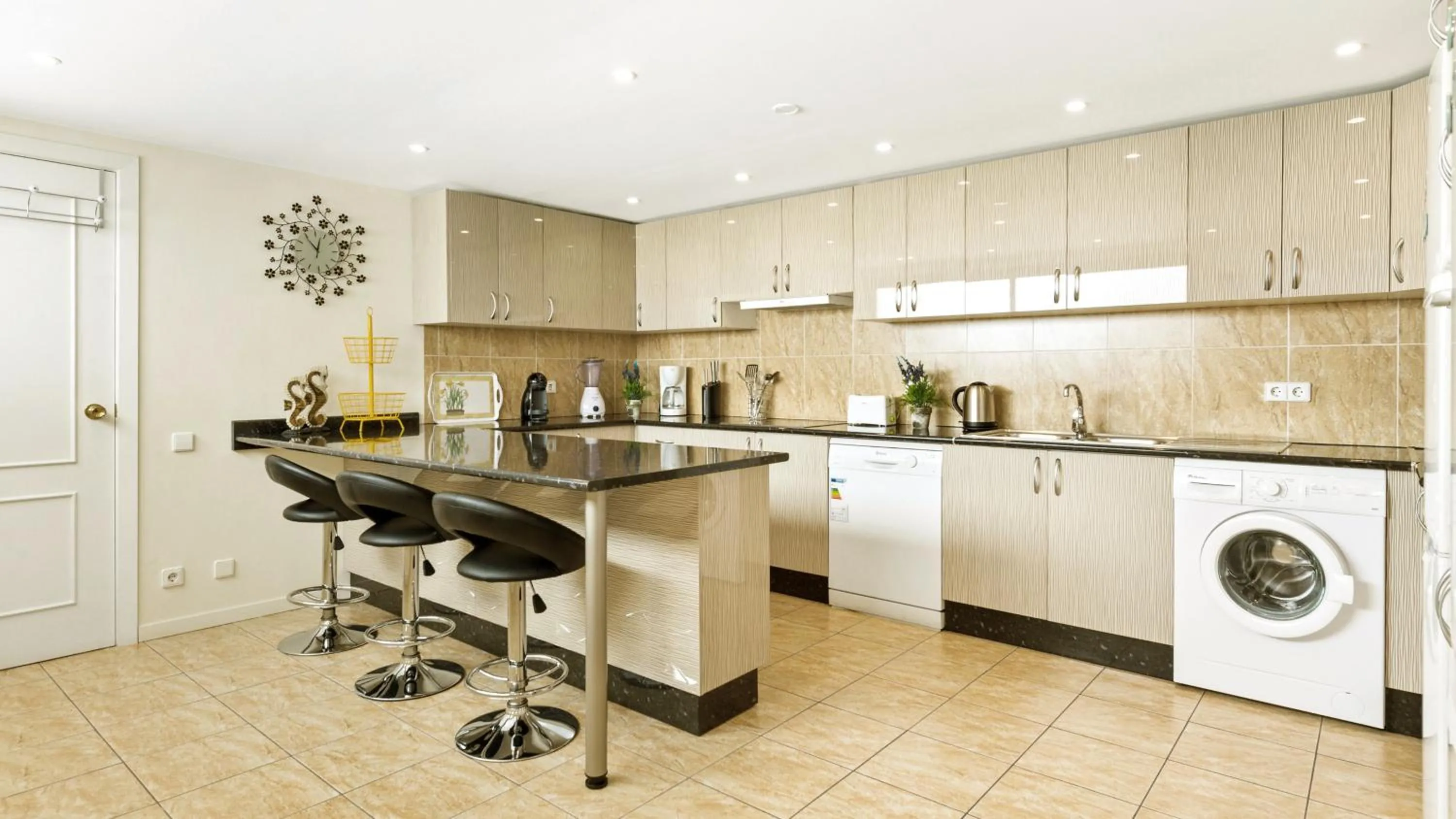Kitchen or kitchenette in Villa Marina