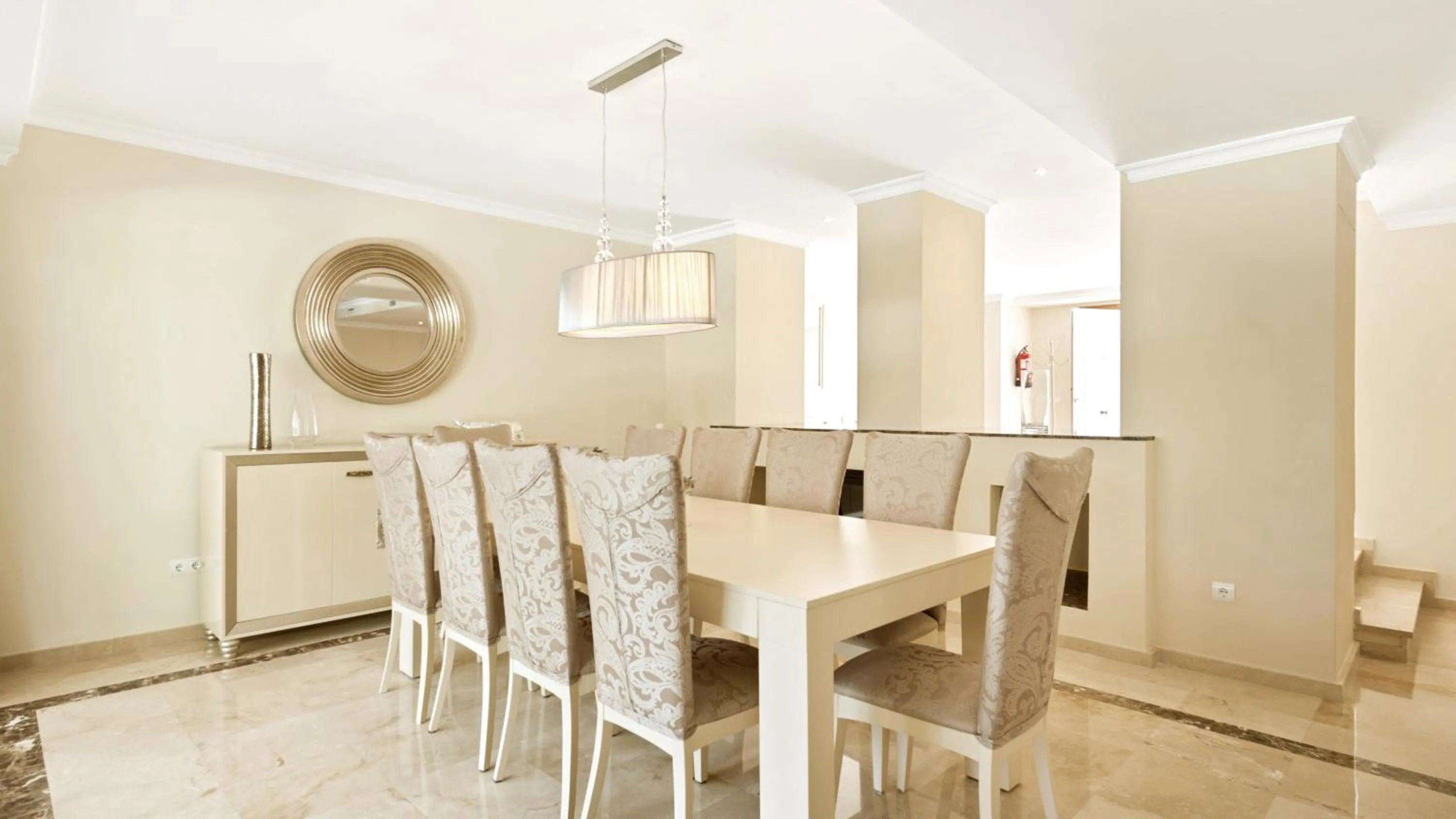 Dining area in Villa Marina
