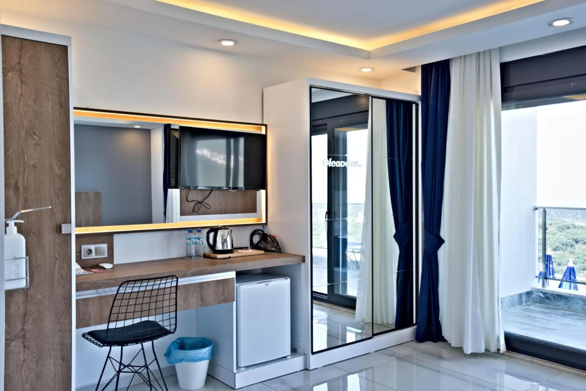 TV and multimedia in Stonehillkaş