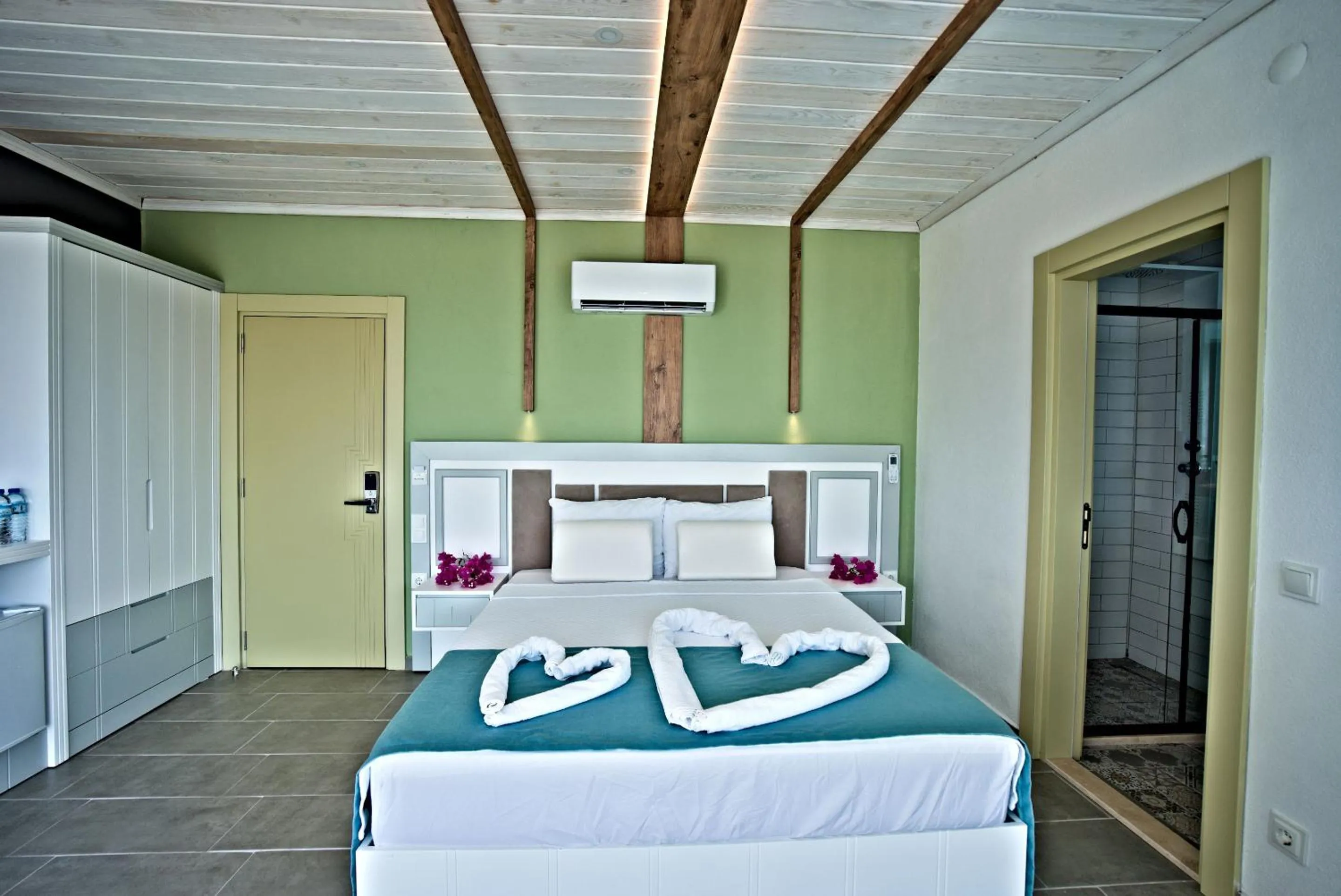 Bed in Stonehillkaş