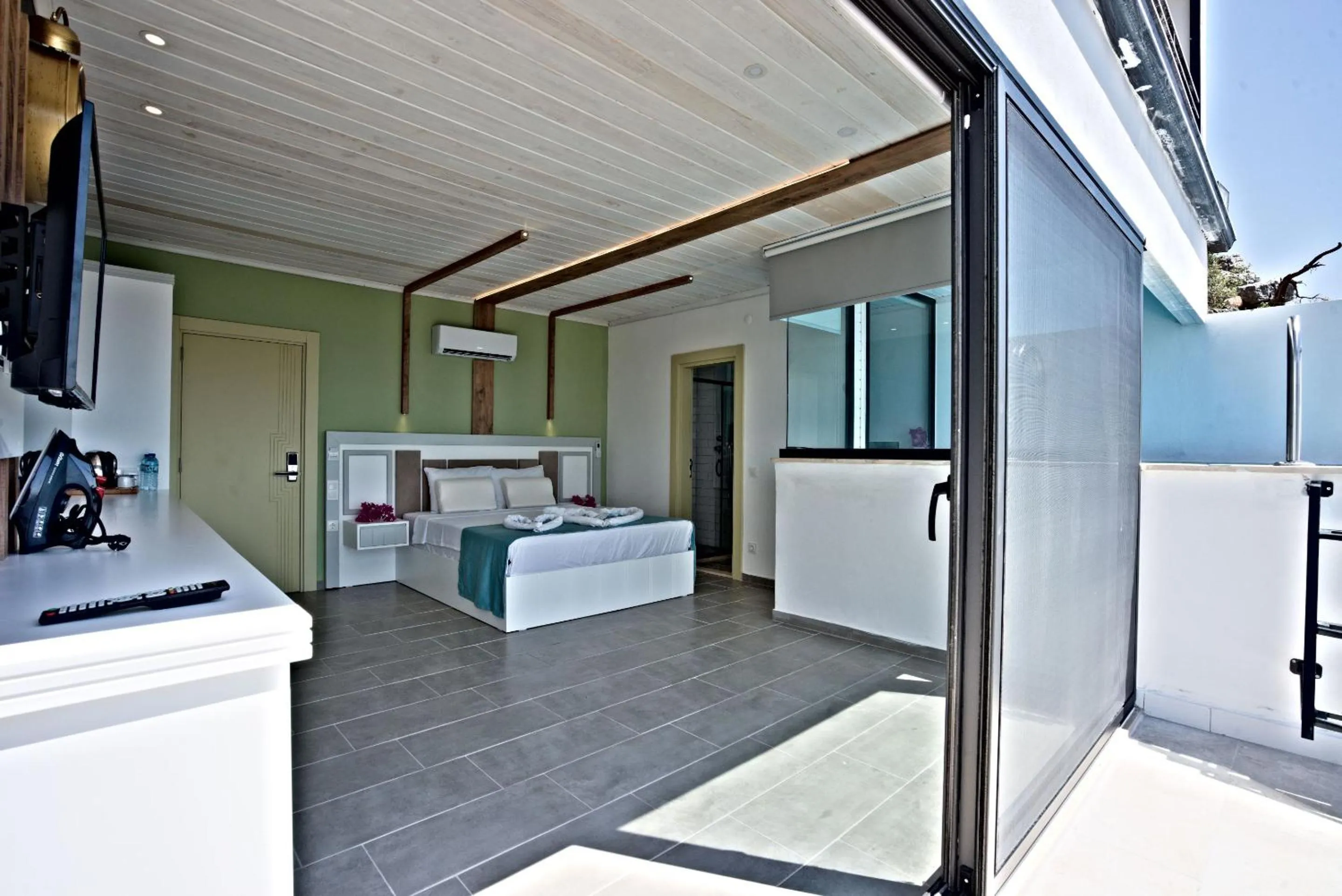 Photo of the whole room in Stonehillkaş