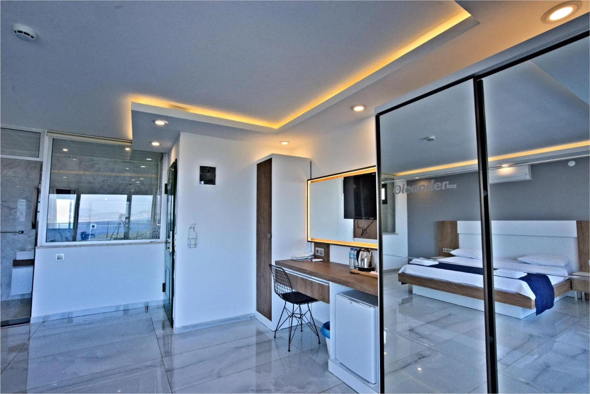 TV and multimedia in Stonehillkaş