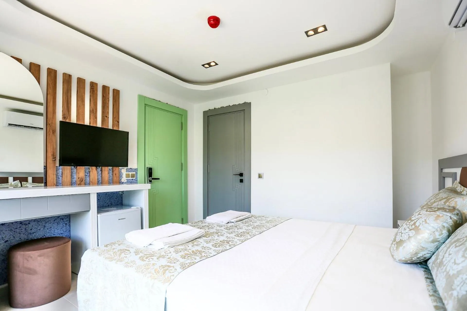 Bed in Stonehillkaş