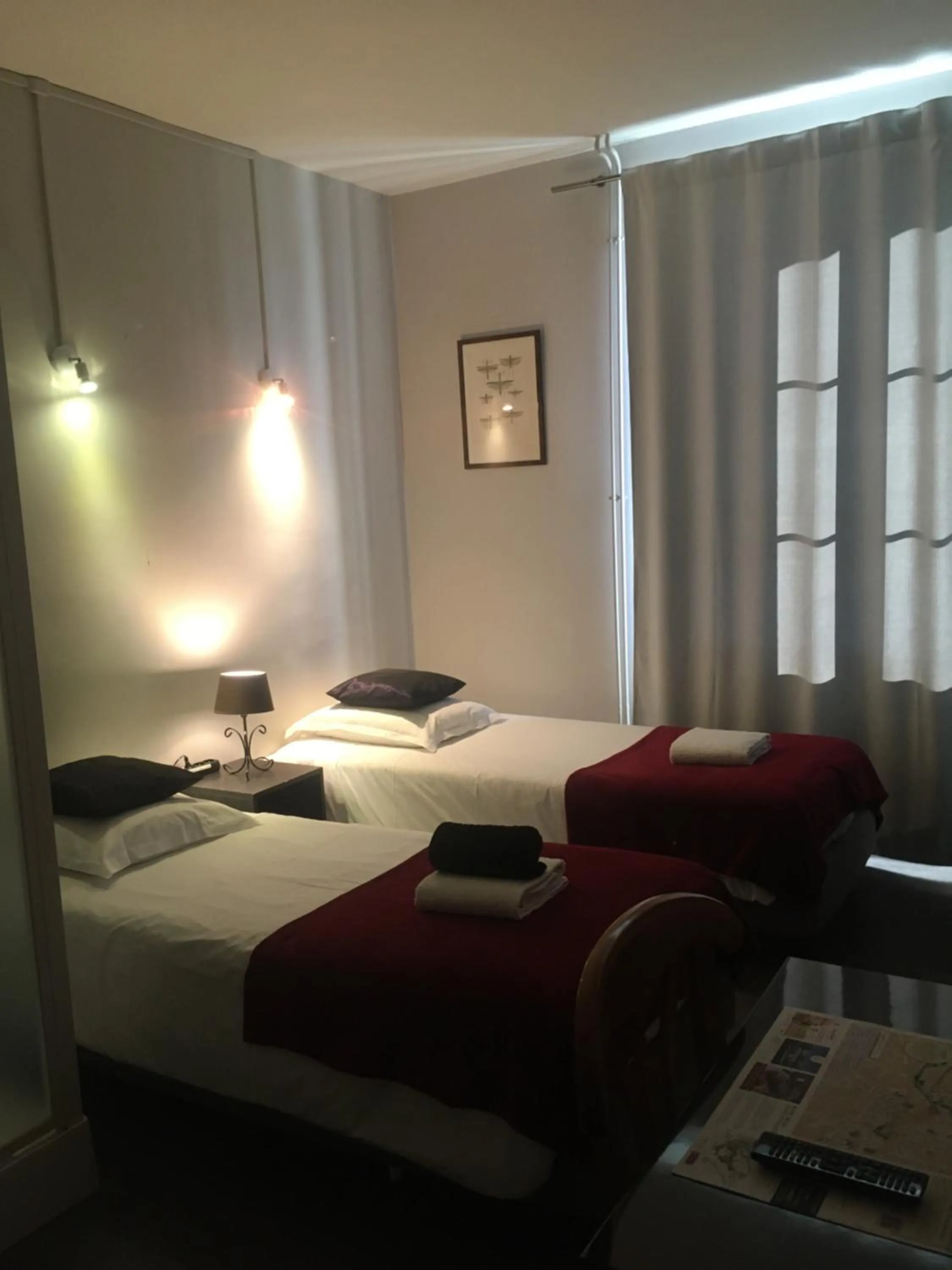 Photo of the whole room in AU CHABICHOU