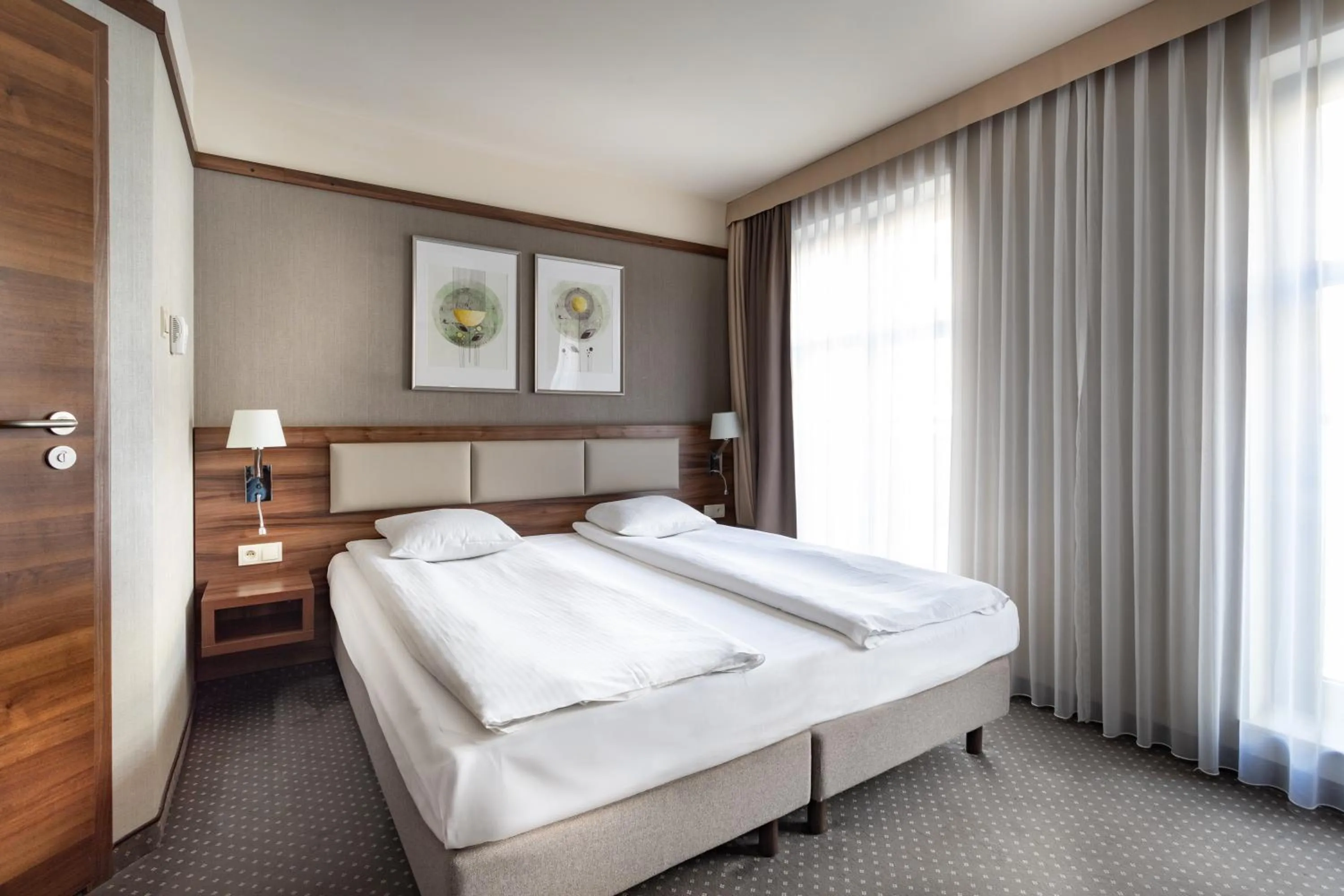 Bed in Golden Tulip Krakow City Center