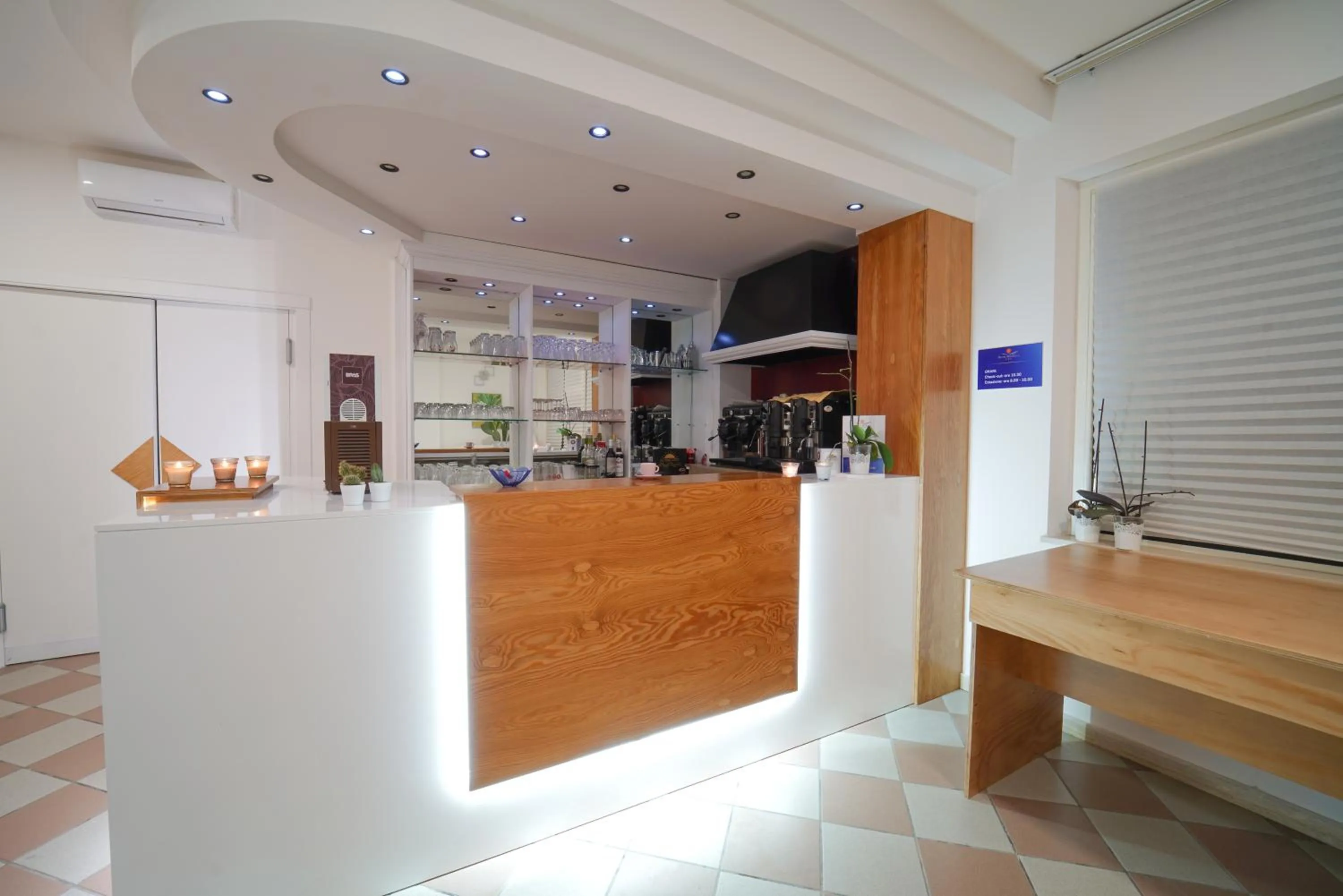 Lounge or bar in Hotel Rivabella