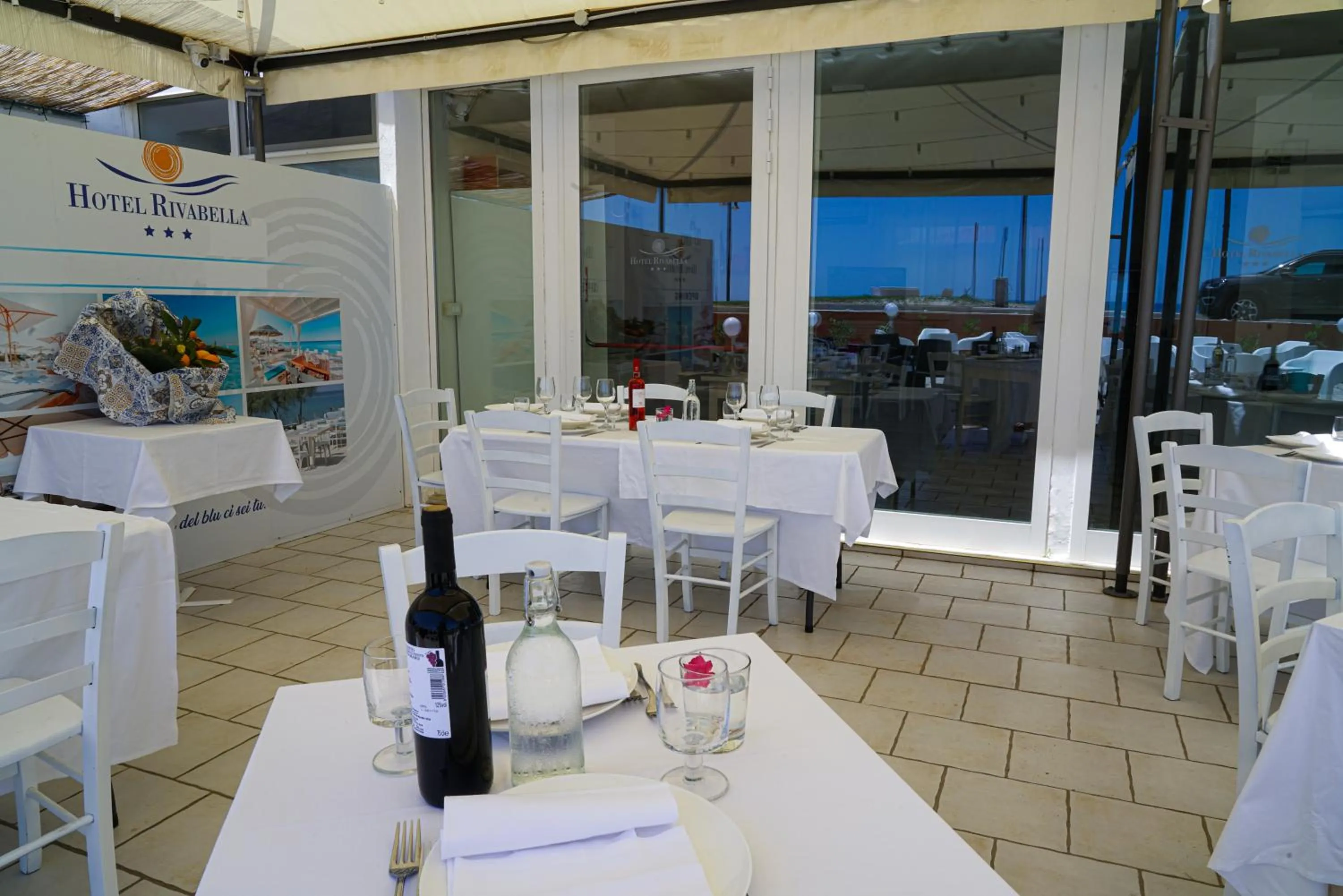 Restaurant/places to eat in Hotel Rivabella