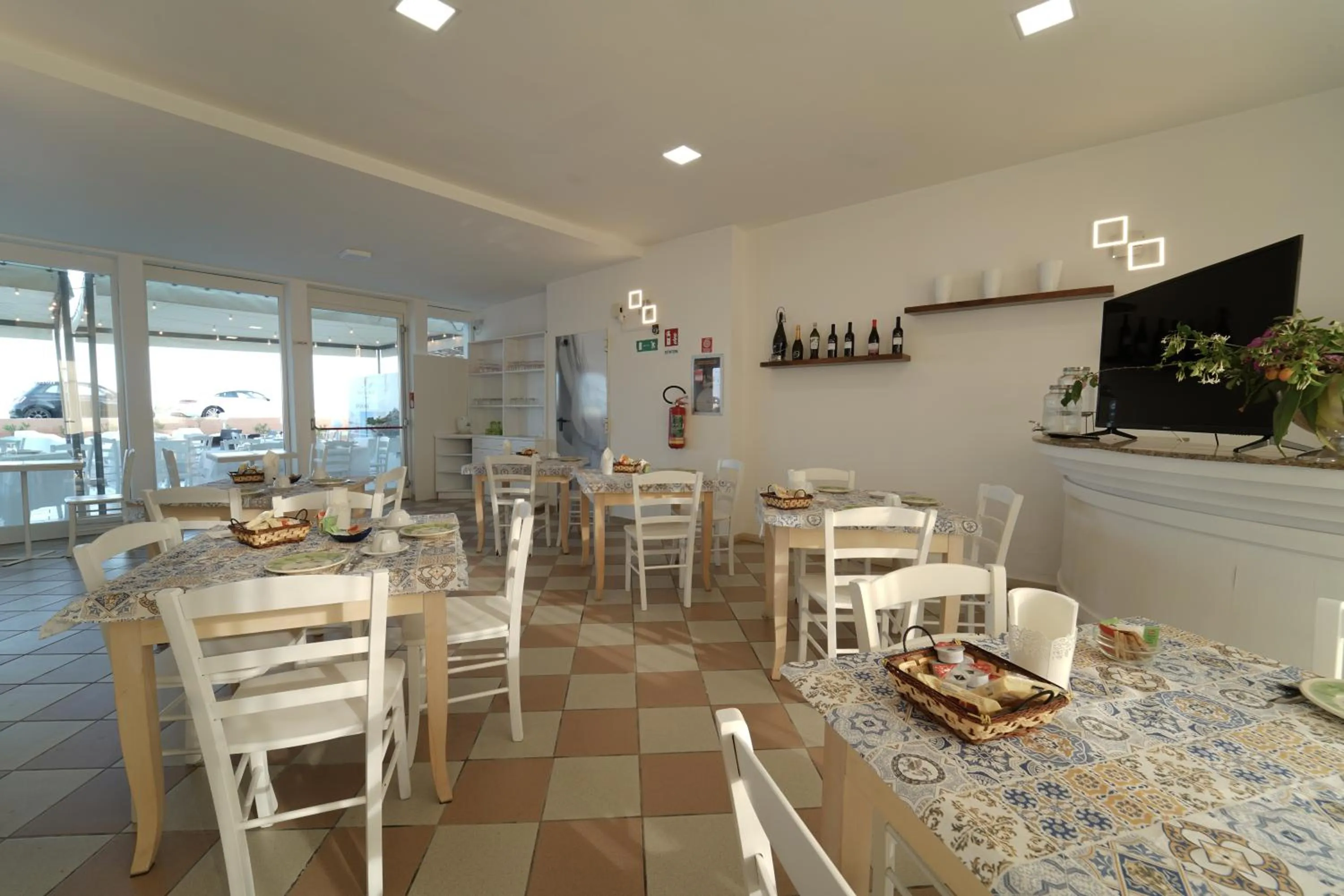 Restaurant/places to eat in Hotel Rivabella