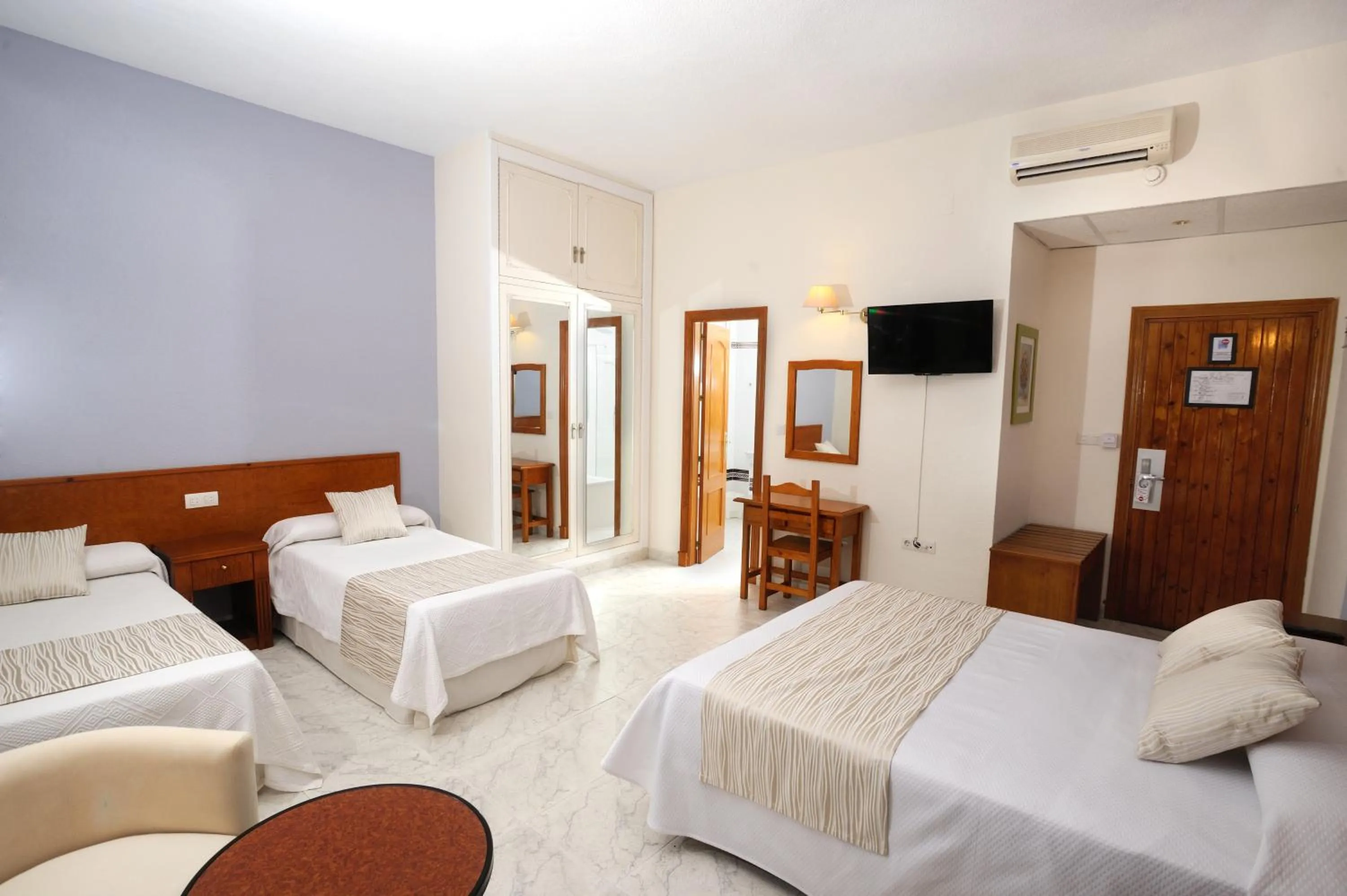 Bed in Hotel Complejo Los Rosales