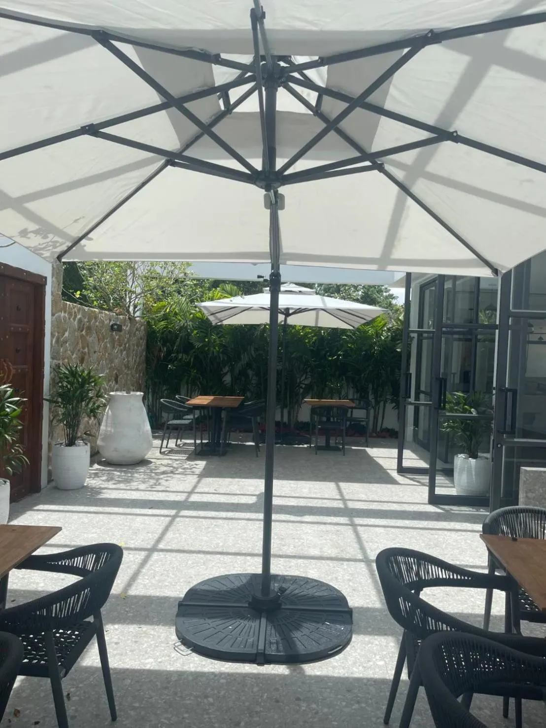 Restaurant/places to eat in Skye Beach Koh Samui