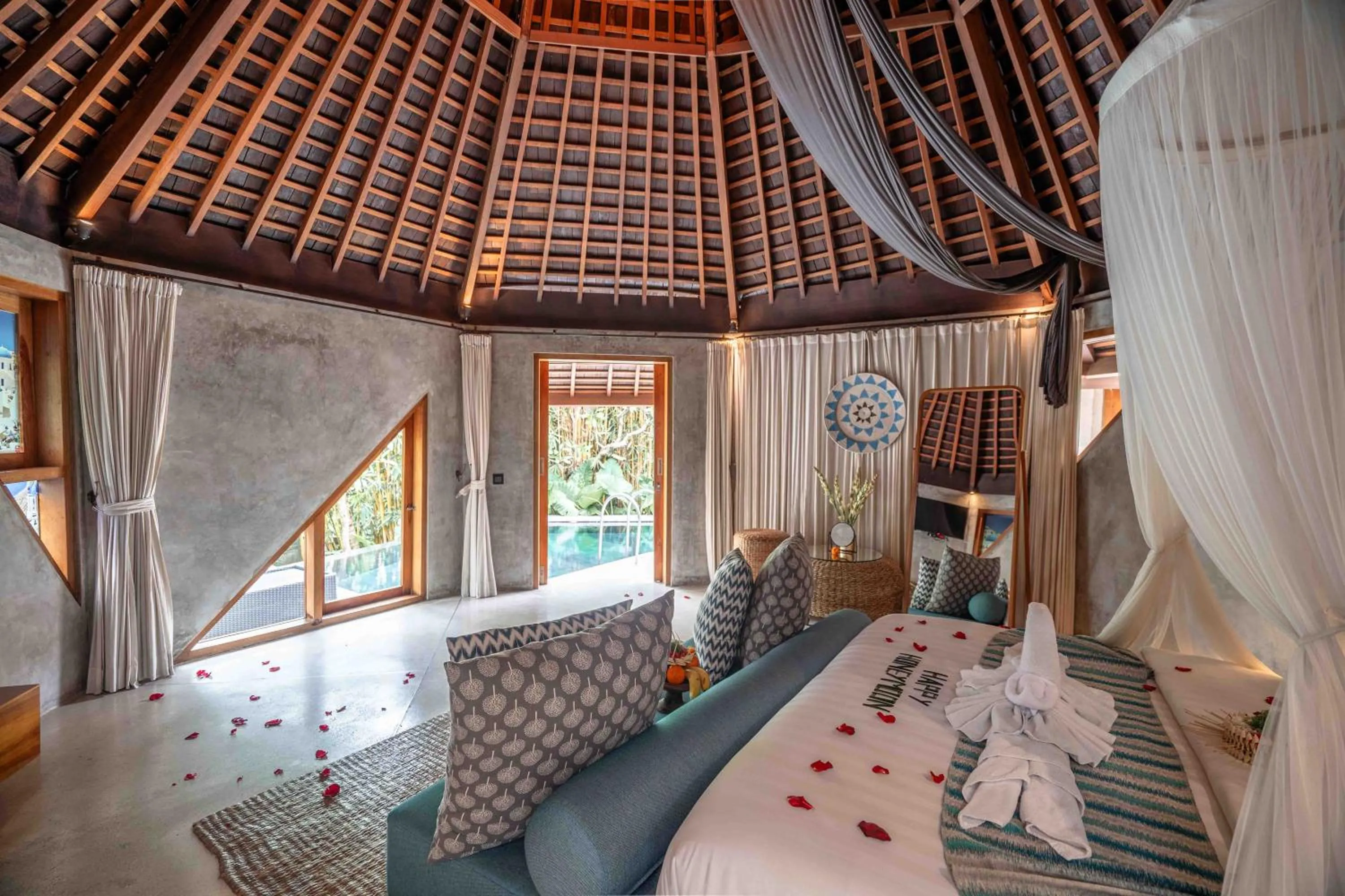 Bed in The Sender Pool Suites