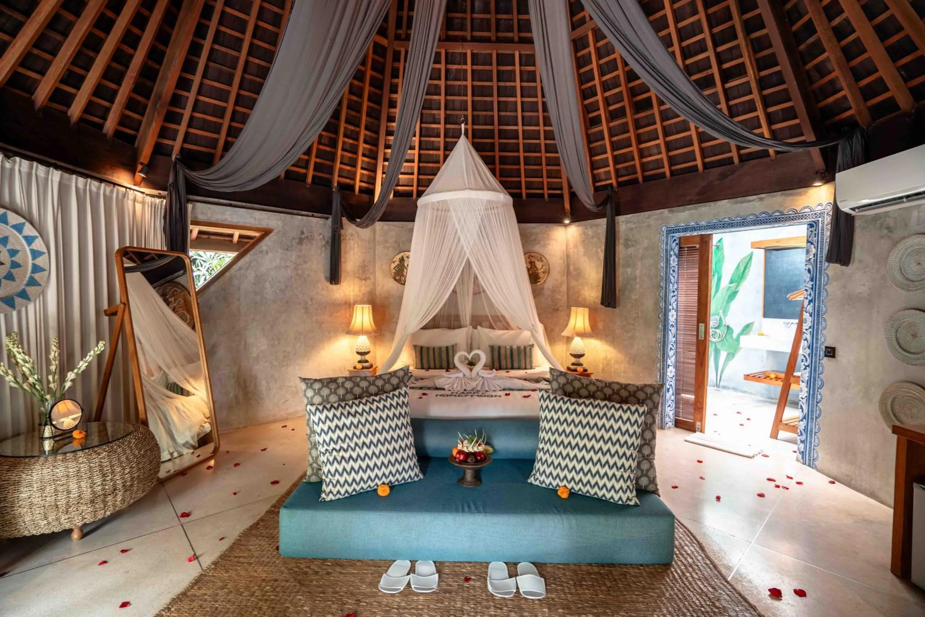 Bed in The Sender Pool Suites