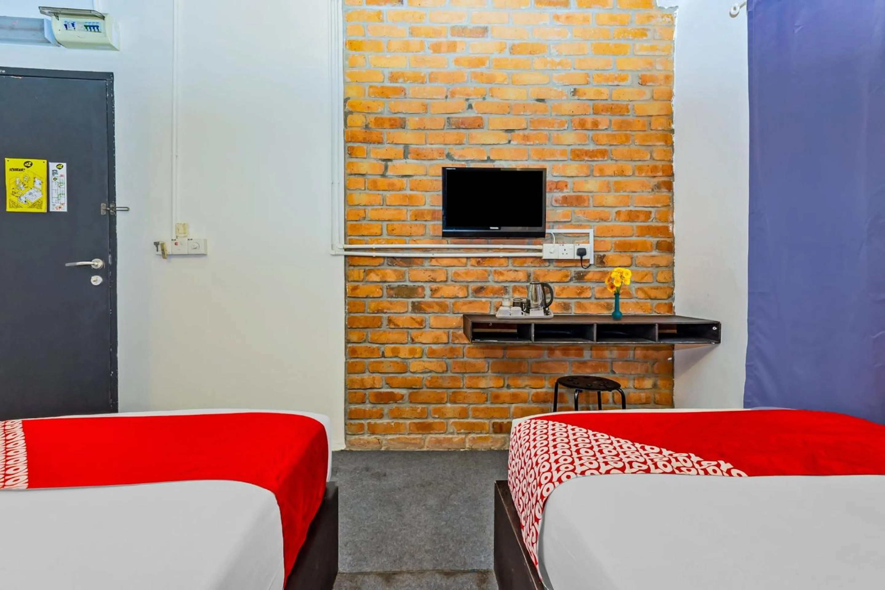 Bedroom, Bed in Hotel O Zzz Hotel