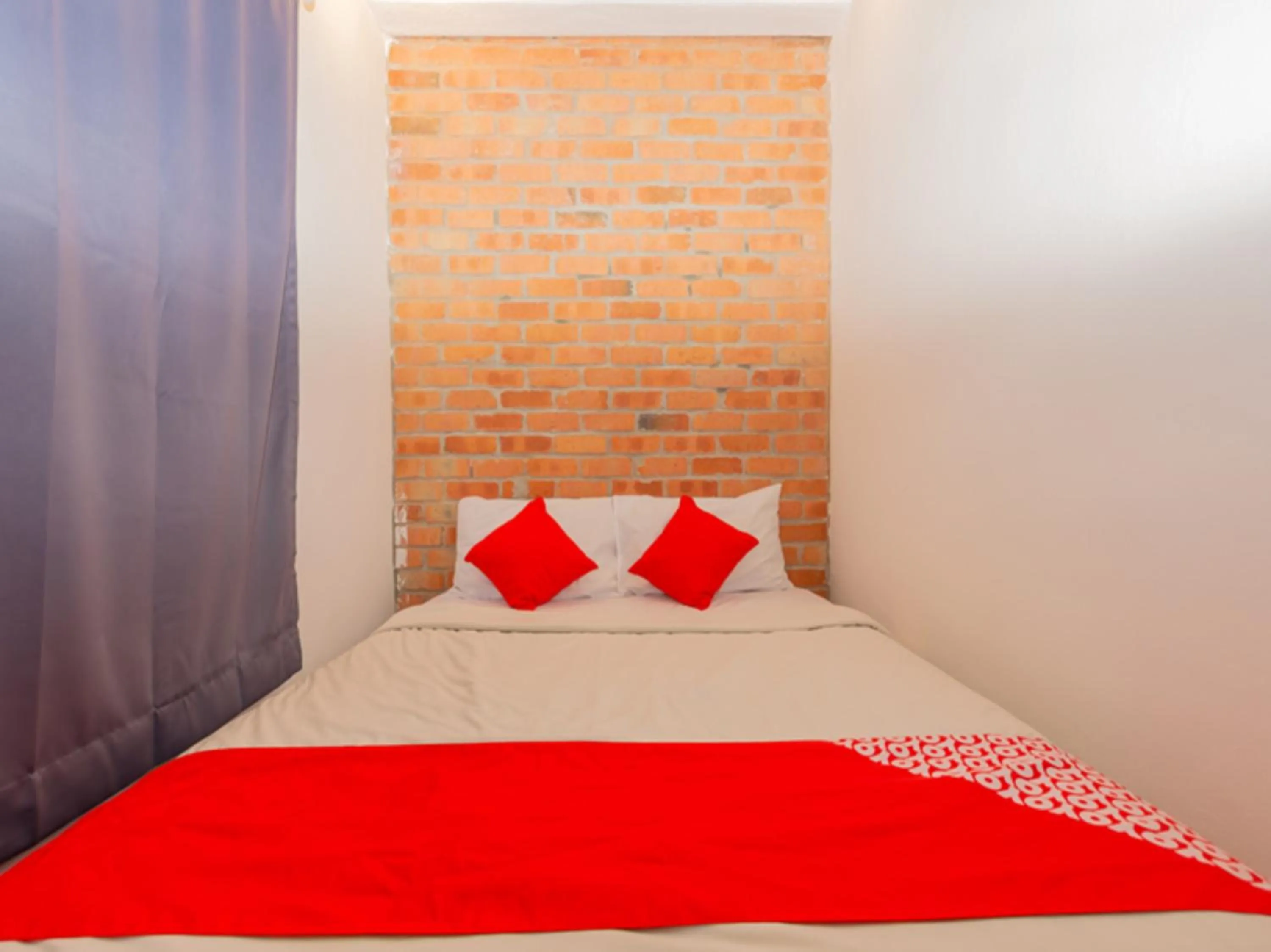 Deluxe Double Room in Hotel O Zzz Hotel